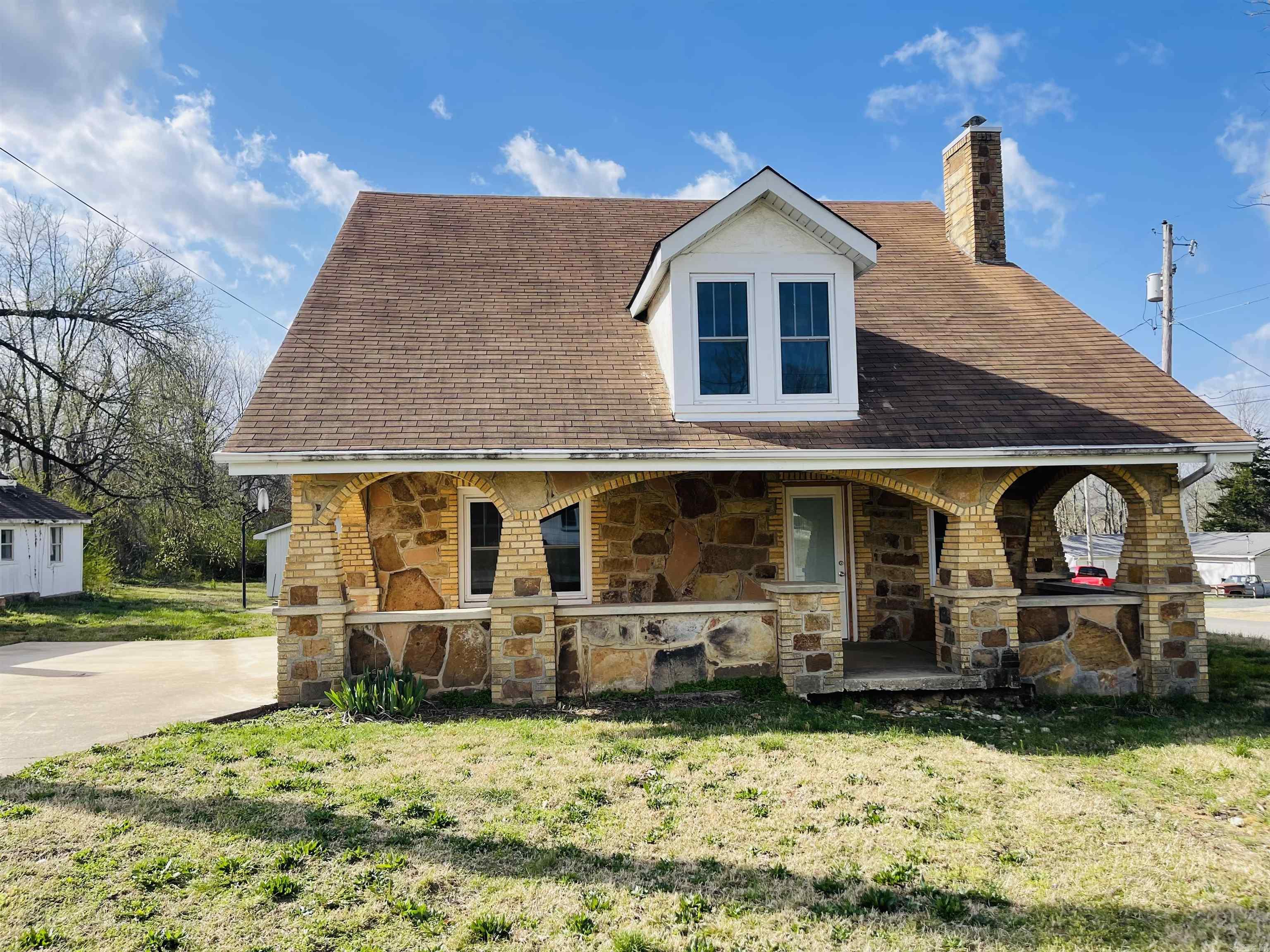 211  W Campus  Marshall, AR