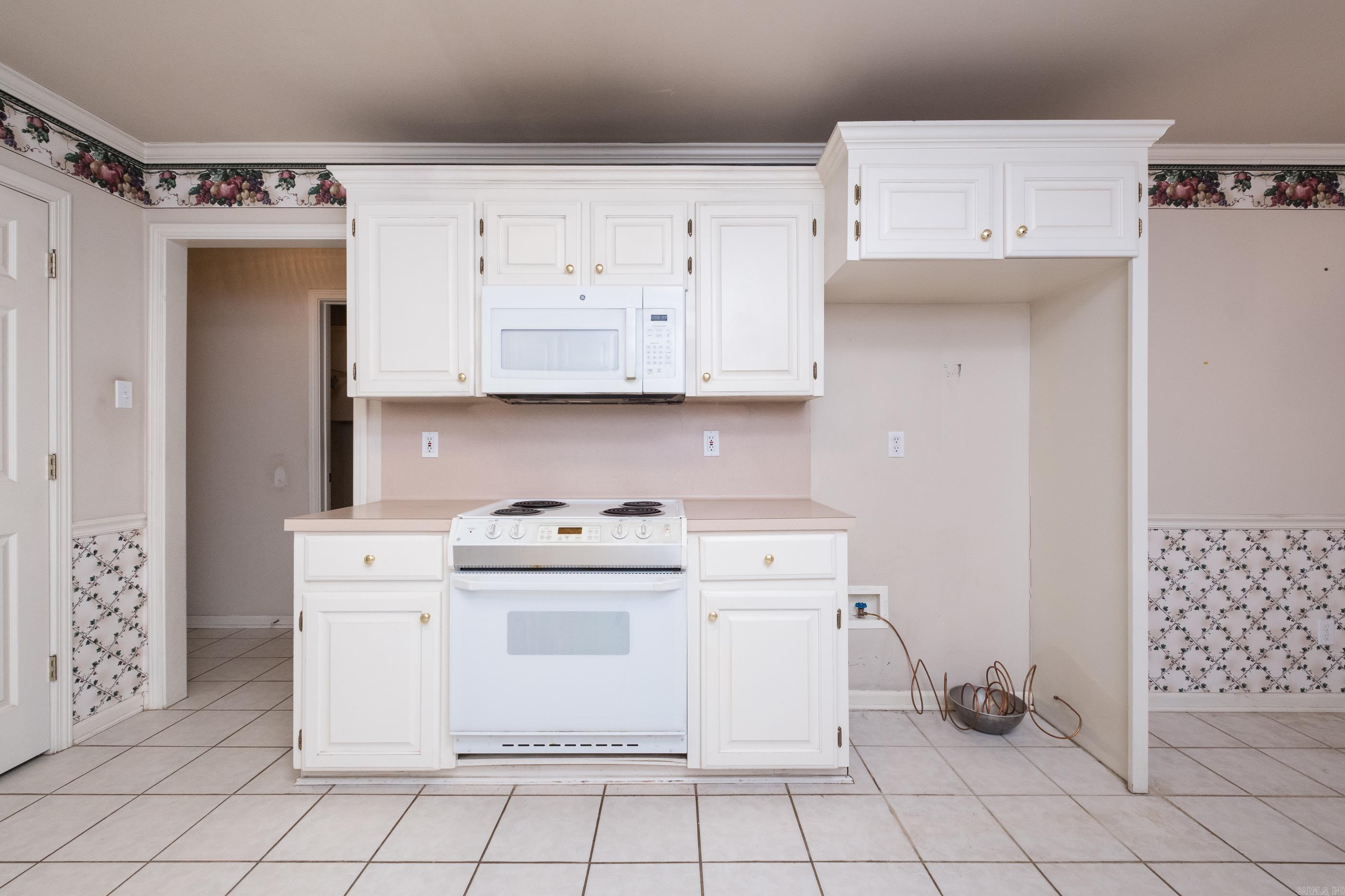 1919 Brookford Drive Little Rock, AR 72211