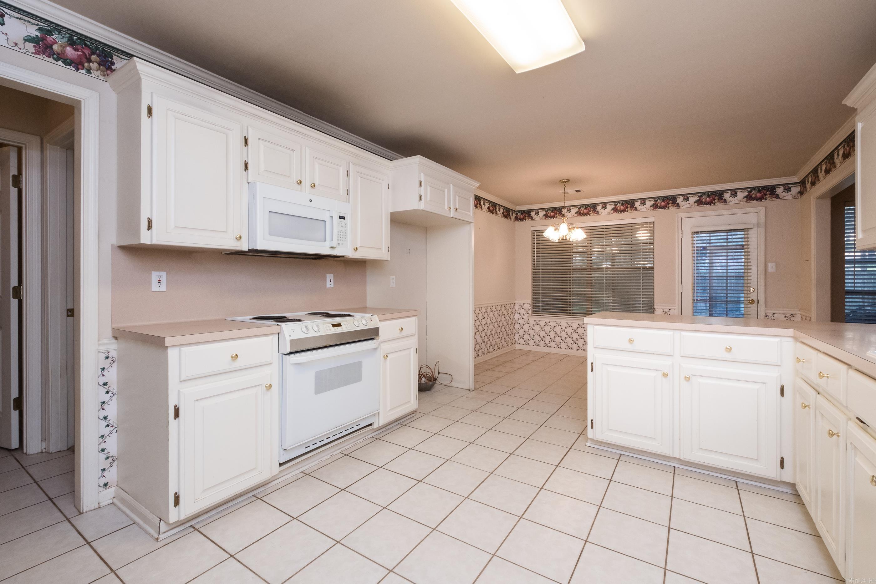 1919 Brookford Drive Little Rock, AR 72211