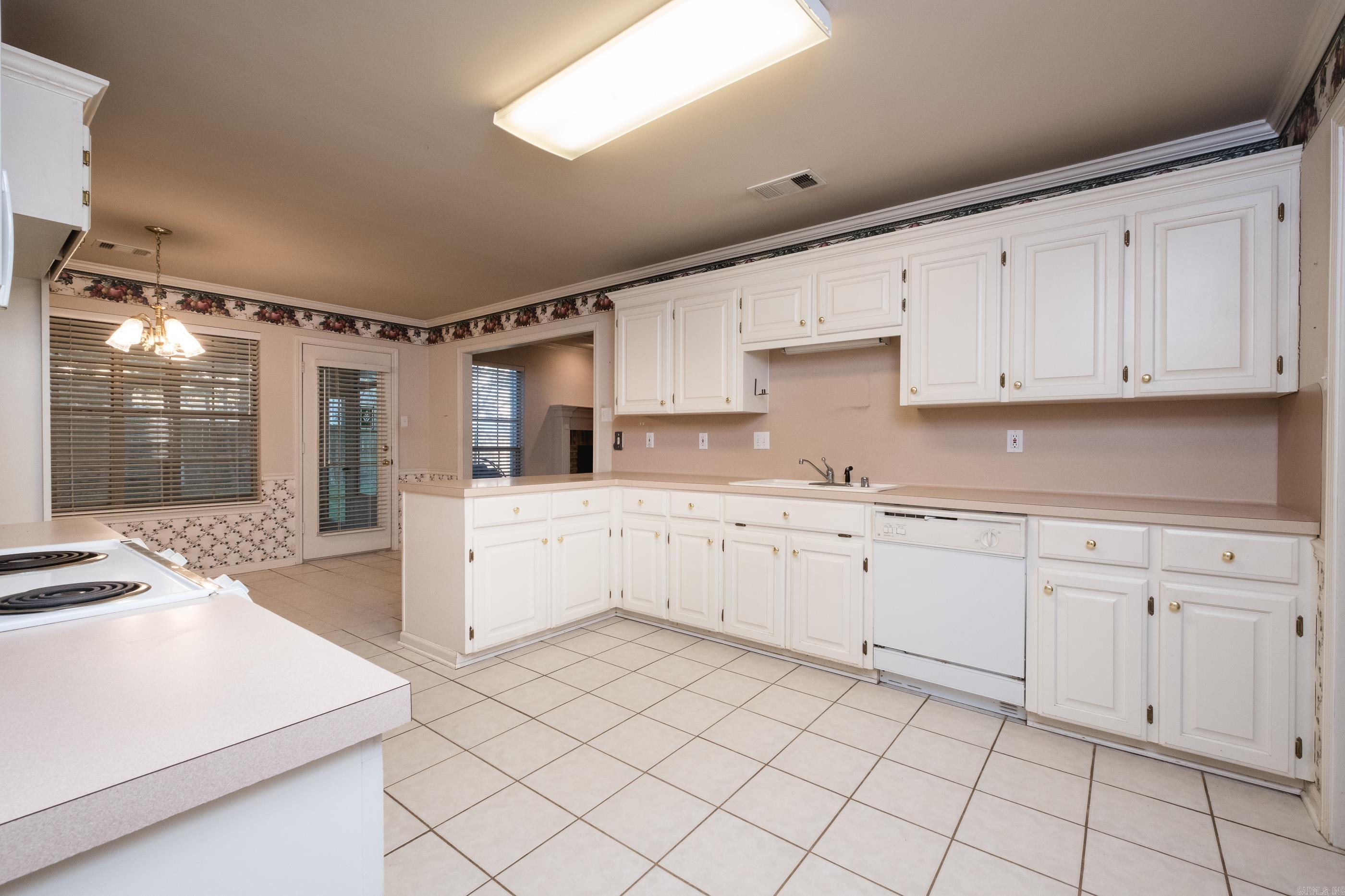 1919 Brookford Drive Little Rock, AR 72211