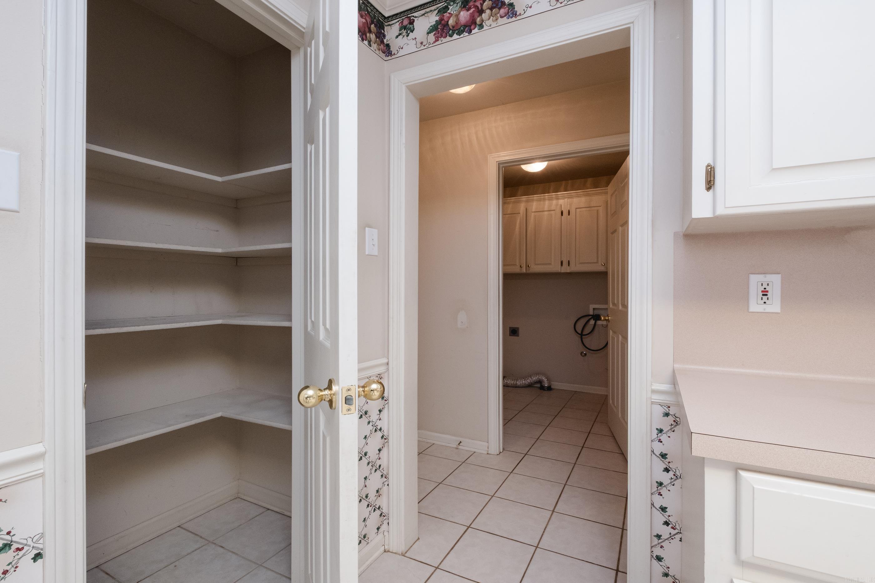 1919 Brookford Drive Little Rock, AR 72211