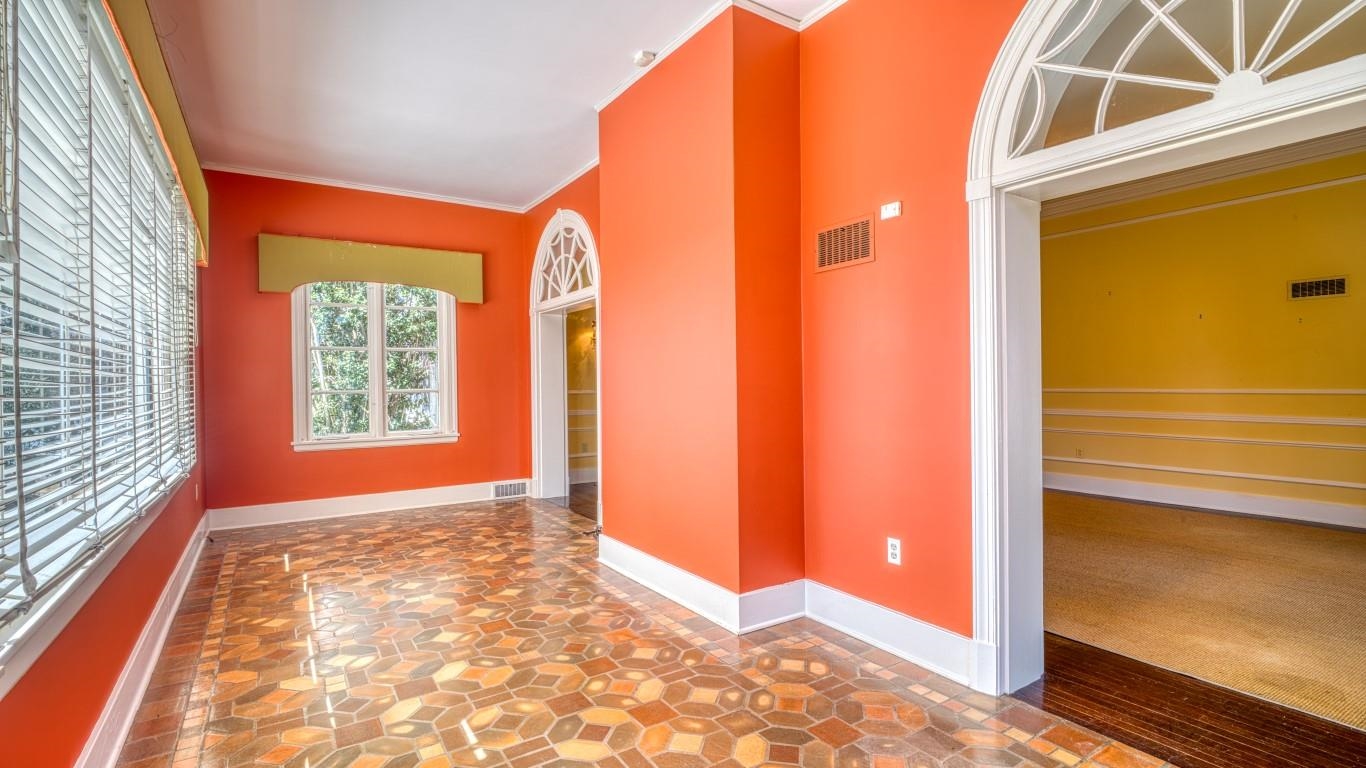 1419 S Main  Jonesboro, AR