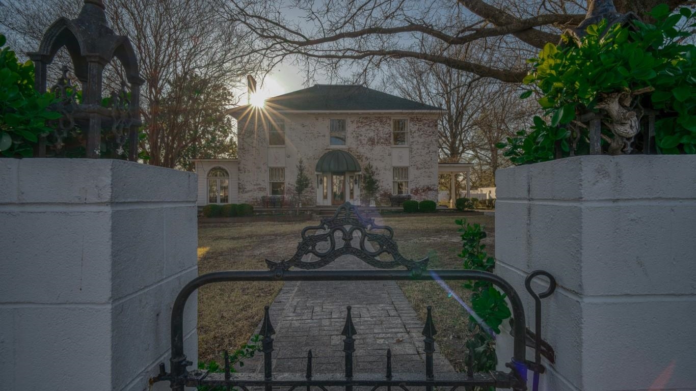 1419 S Main  Jonesboro, AR