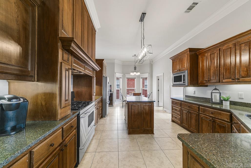 1106  Aberdour Drive  Cabot, AR