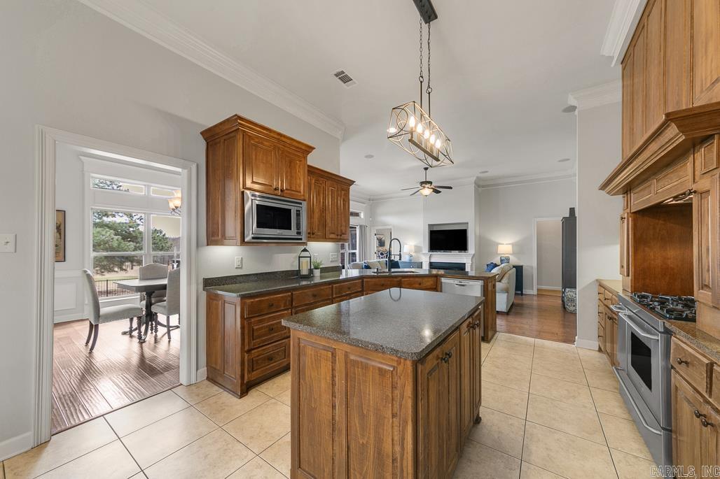 1106  Aberdour Drive  Cabot, AR