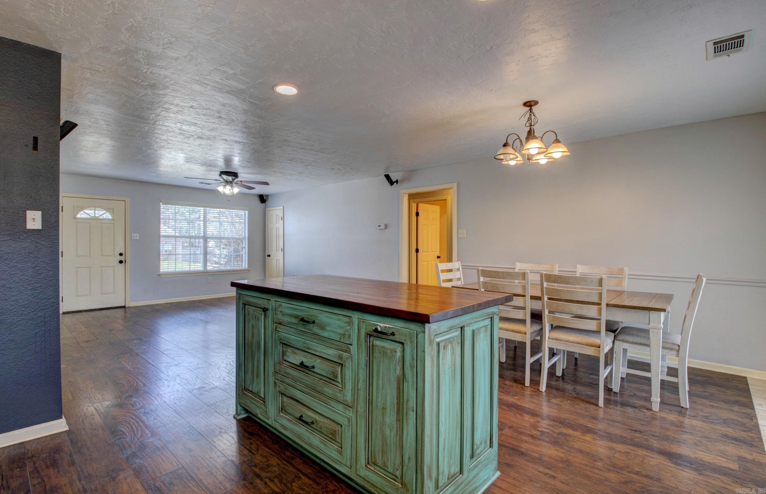 3002  Frendall  Benton, AR
