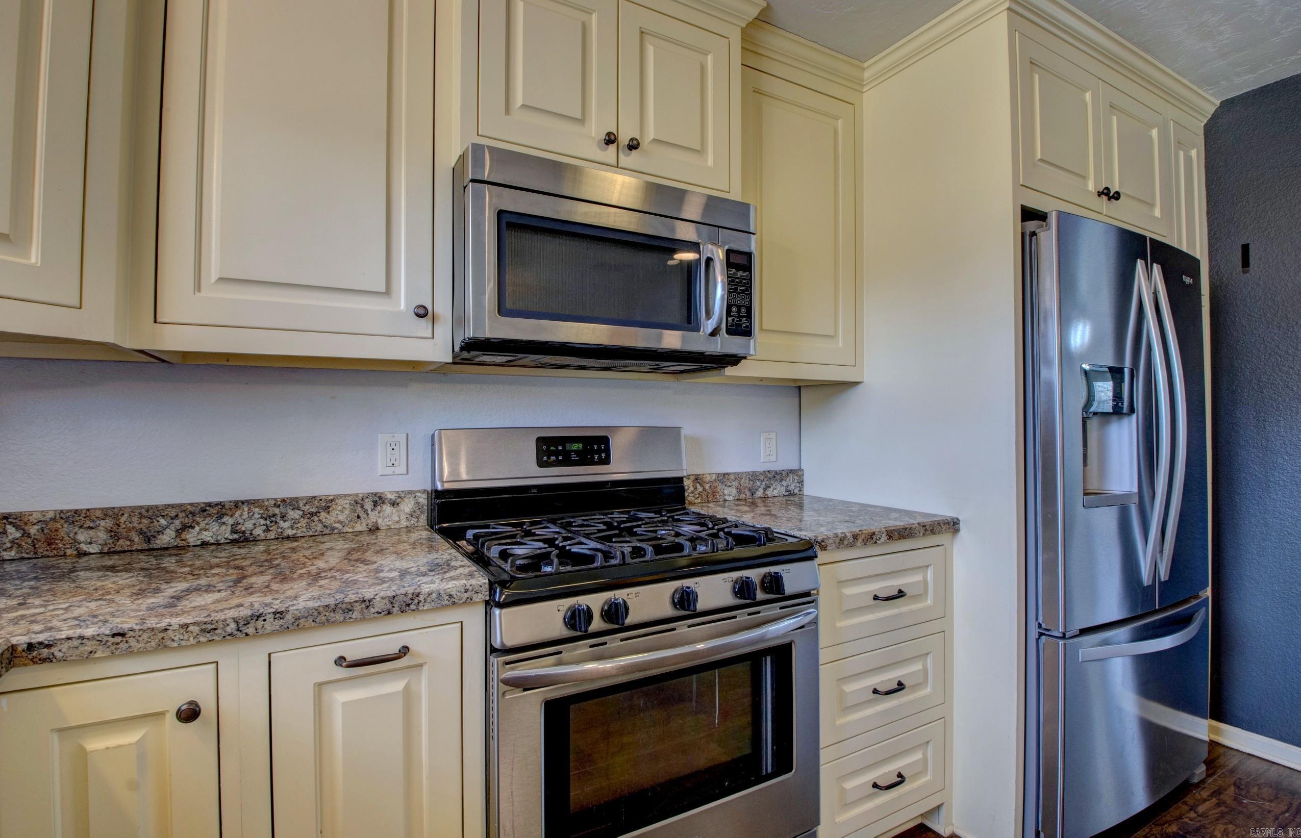 3002  Frendall  Benton, AR