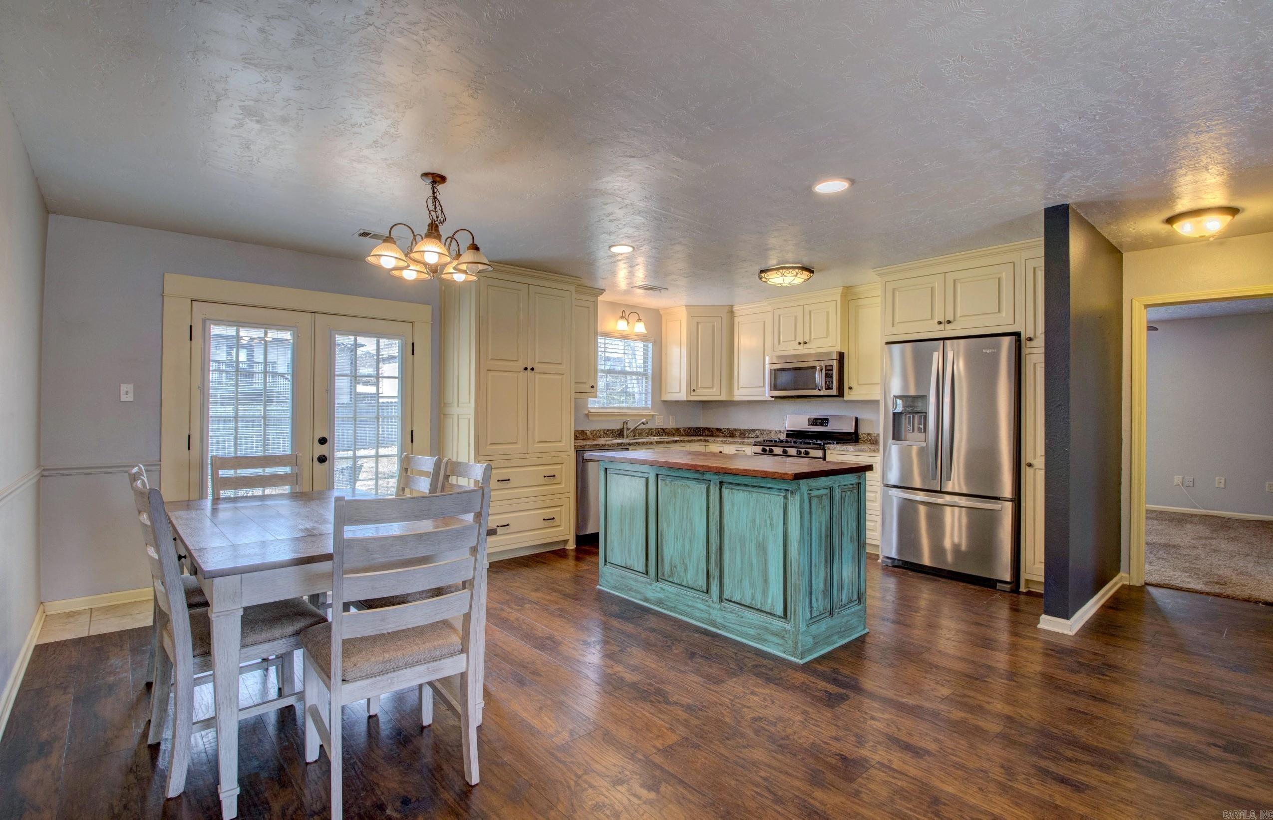 3002  Frendall  Benton, AR