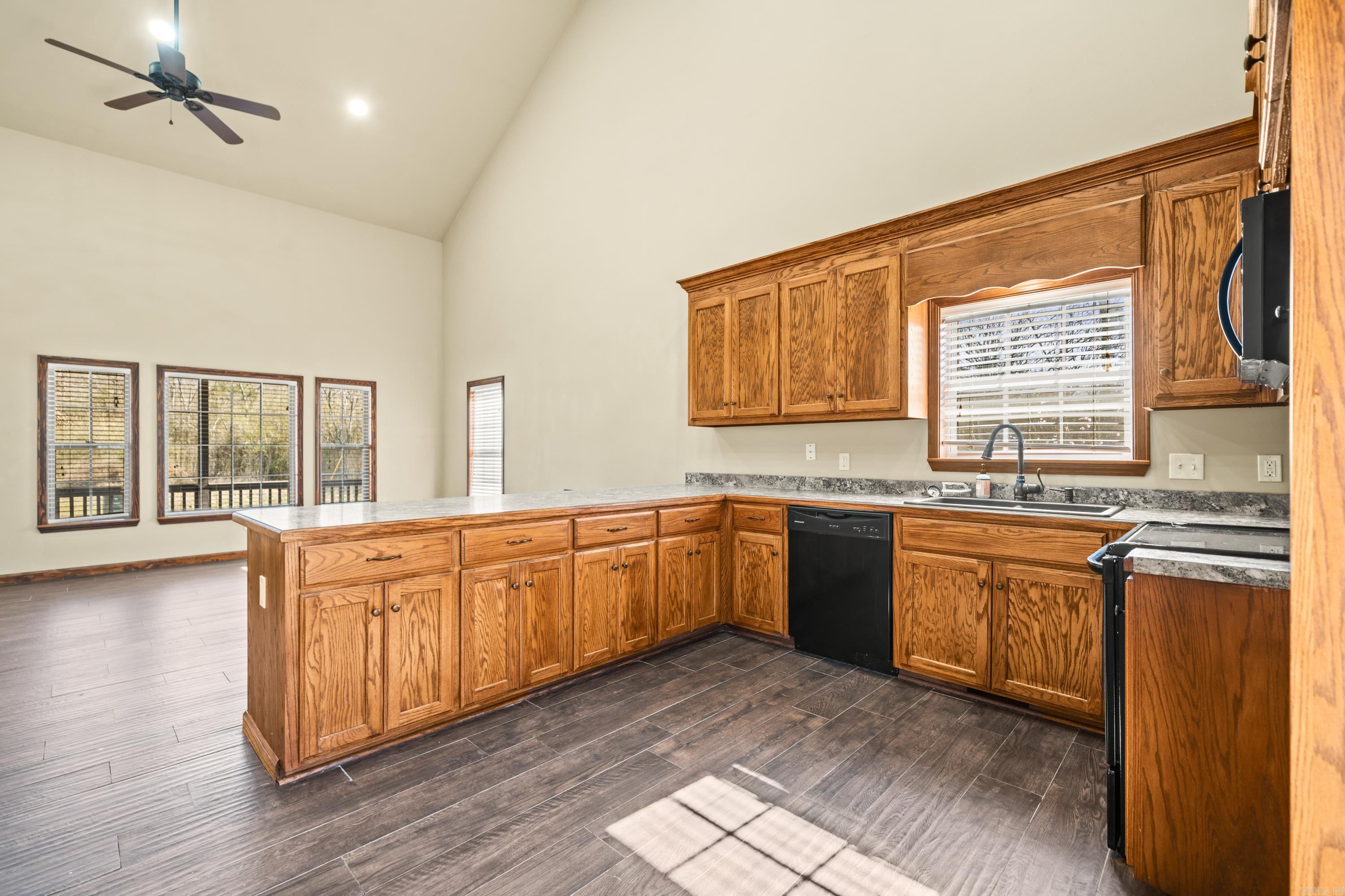 2017 Owl Creek Road Royal, AR 71968