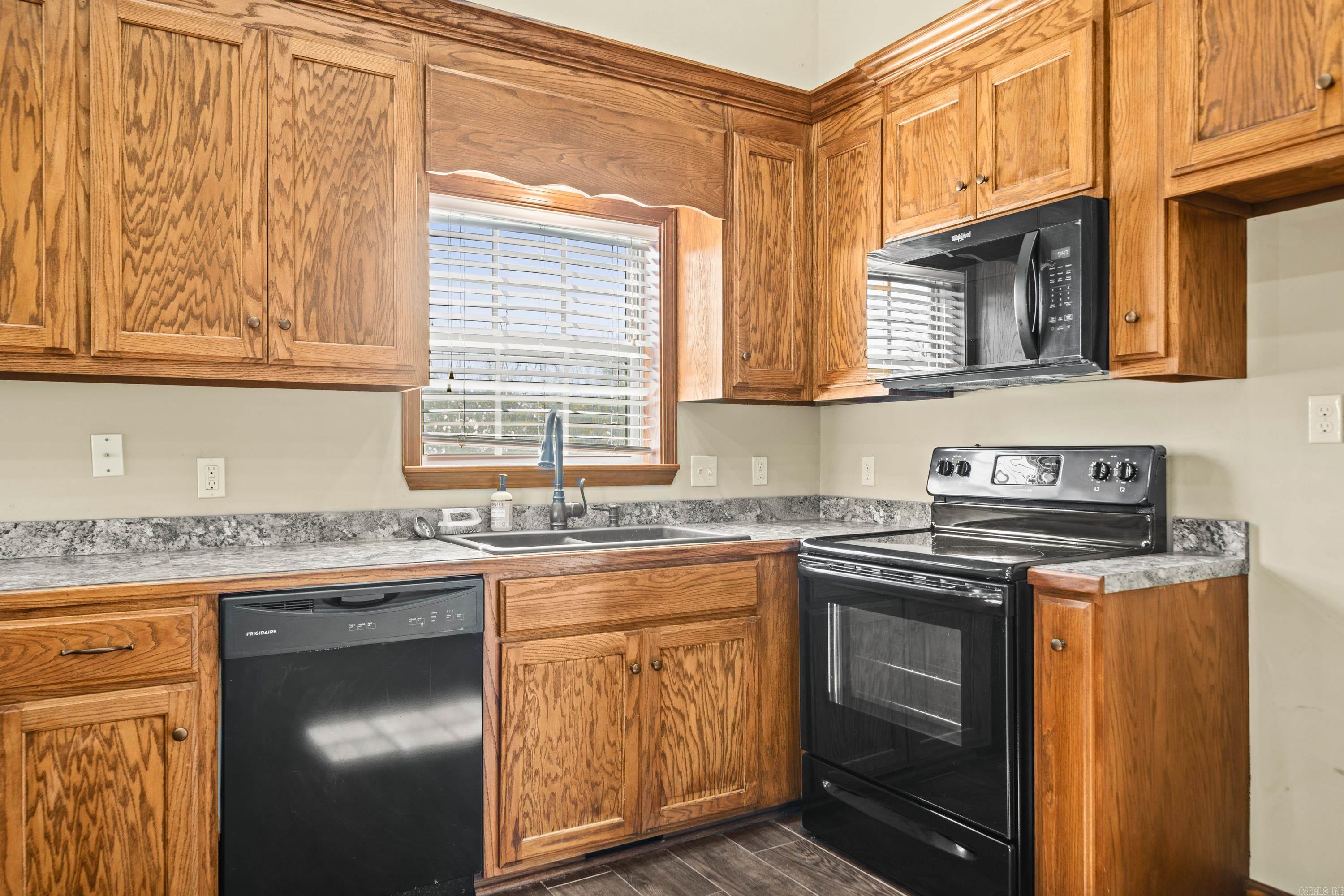 2017 Owl Creek Road Royal, AR 71968