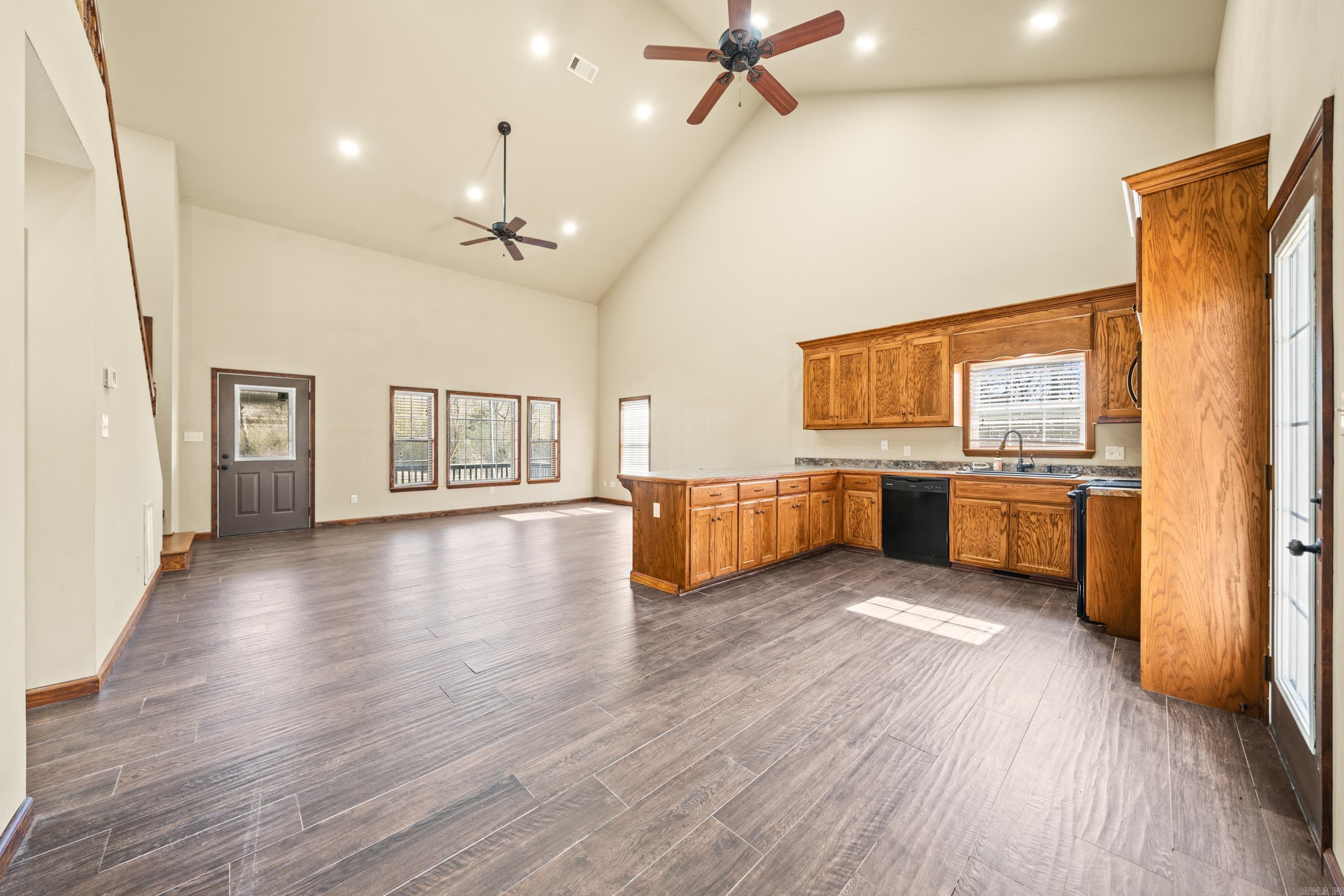 2017 Owl Creek Road Royal, AR 71968