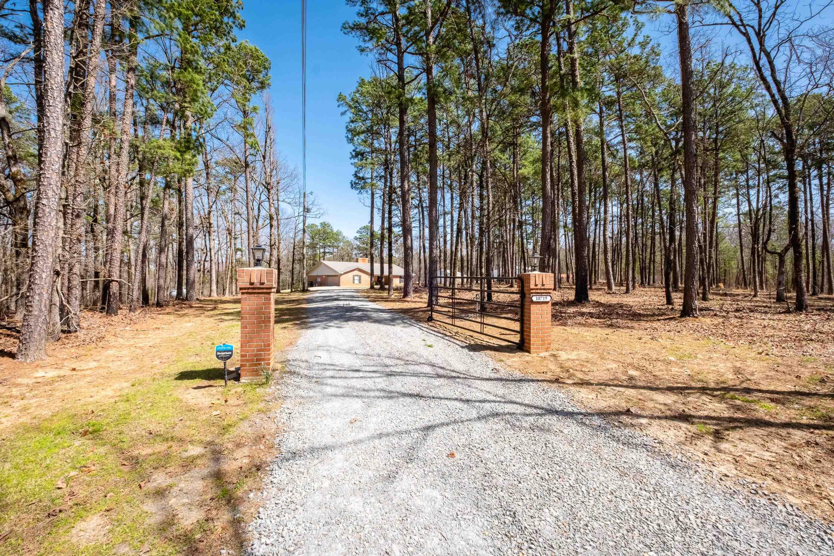 18719  Newton  Roland, AR
