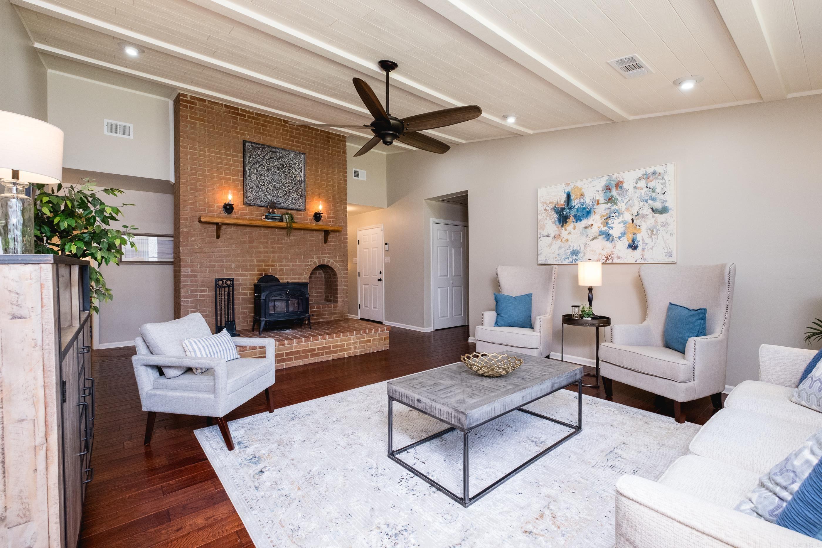 18719  Newton  Roland, AR