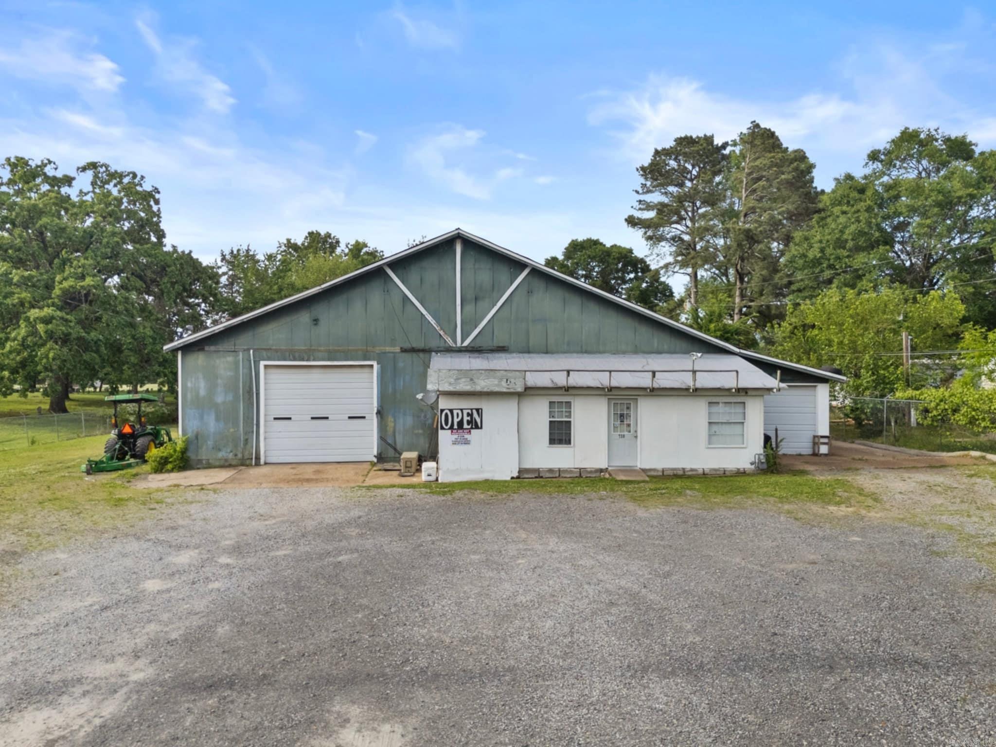710 E Moore  Searcy, AR