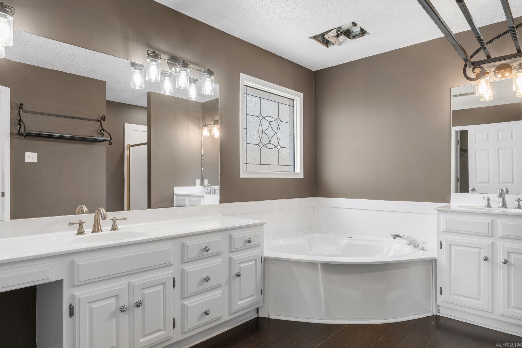 7704  Toltec Dr  North Little Rock, AR