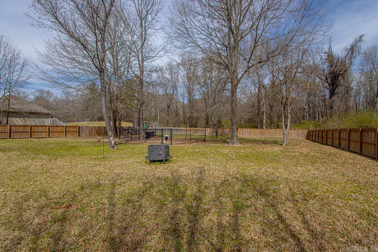 21274  Meadows Acres  Hensley, AR