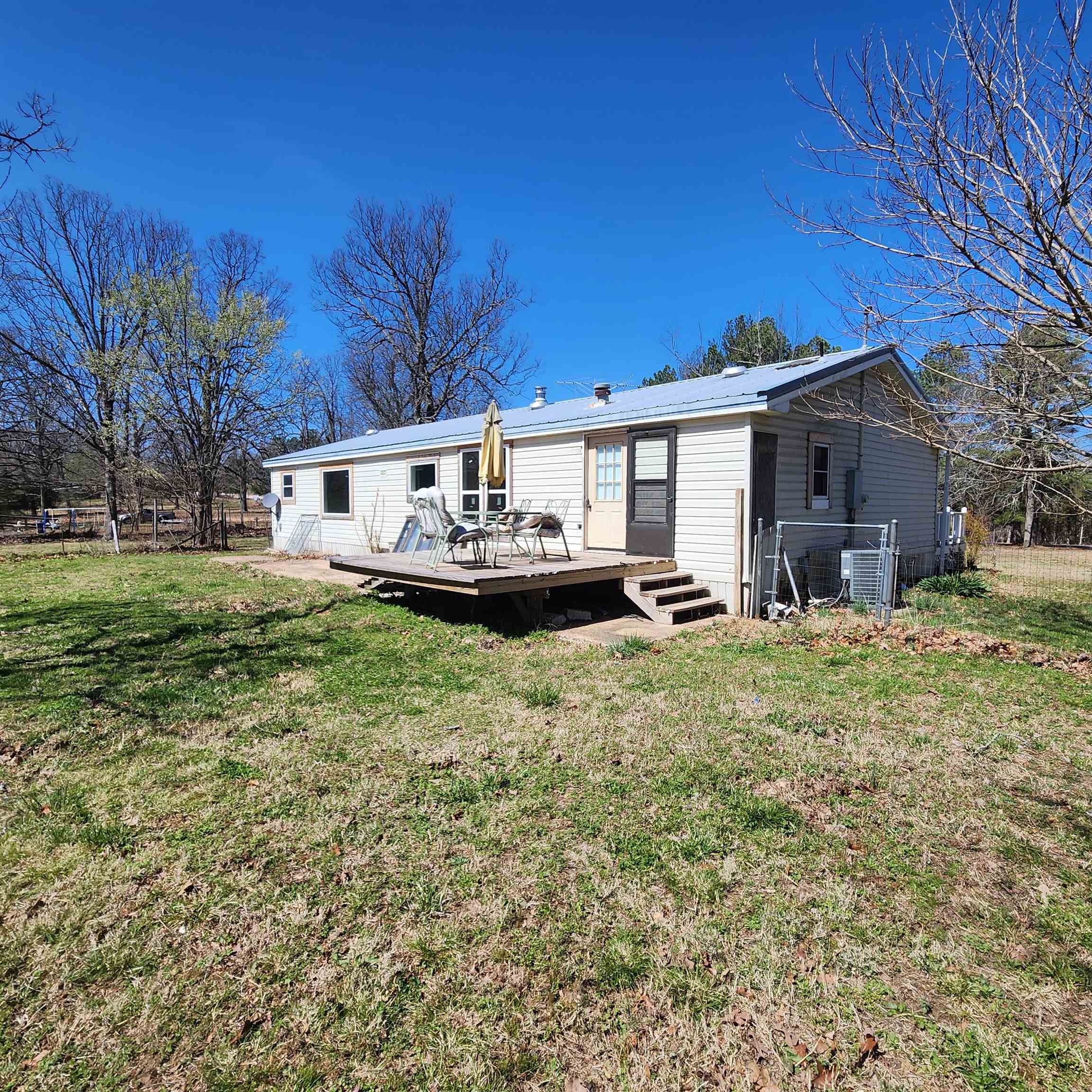 2138  Hwy 175  Wirth, AR