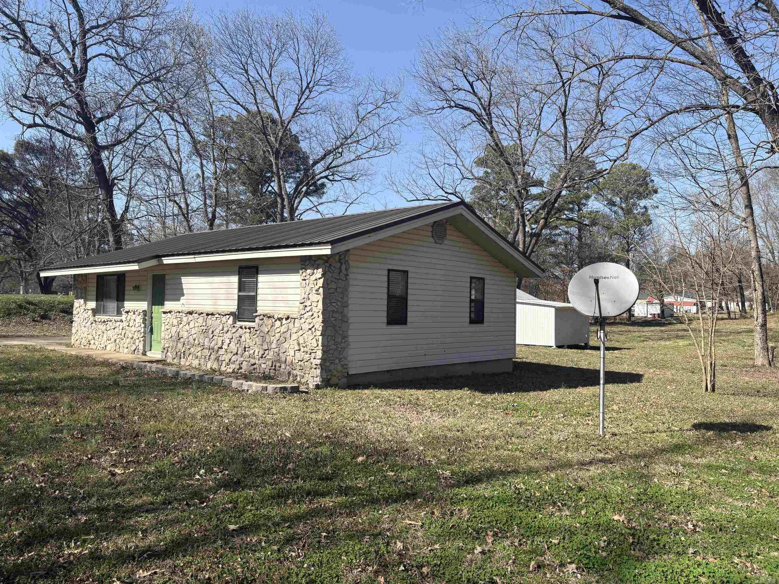 415 E Main  Bradford, AR
