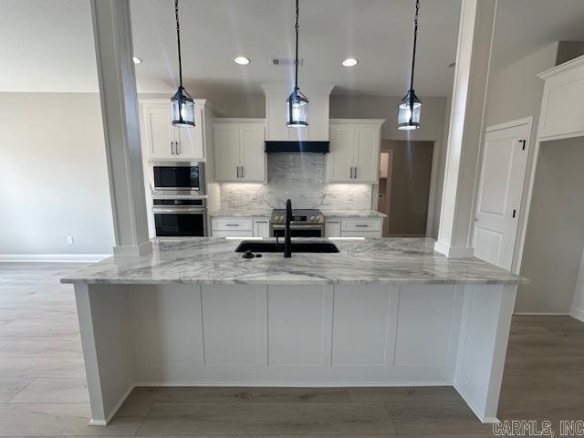 1001  Duke  Bauxite, AR