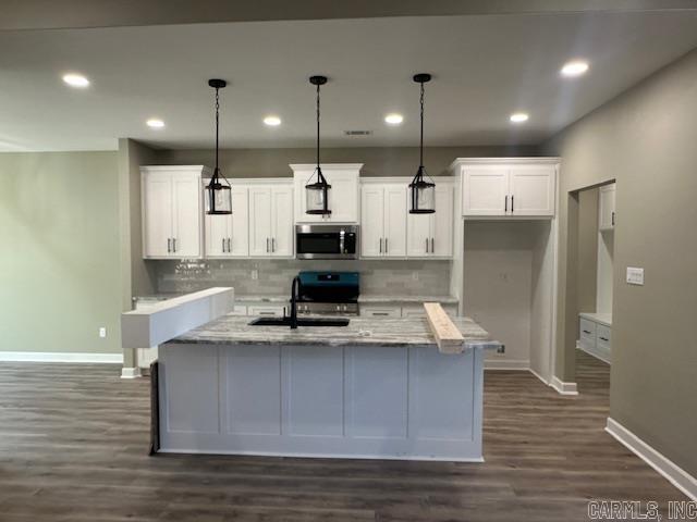 1104  Duke  Bauxite, AR