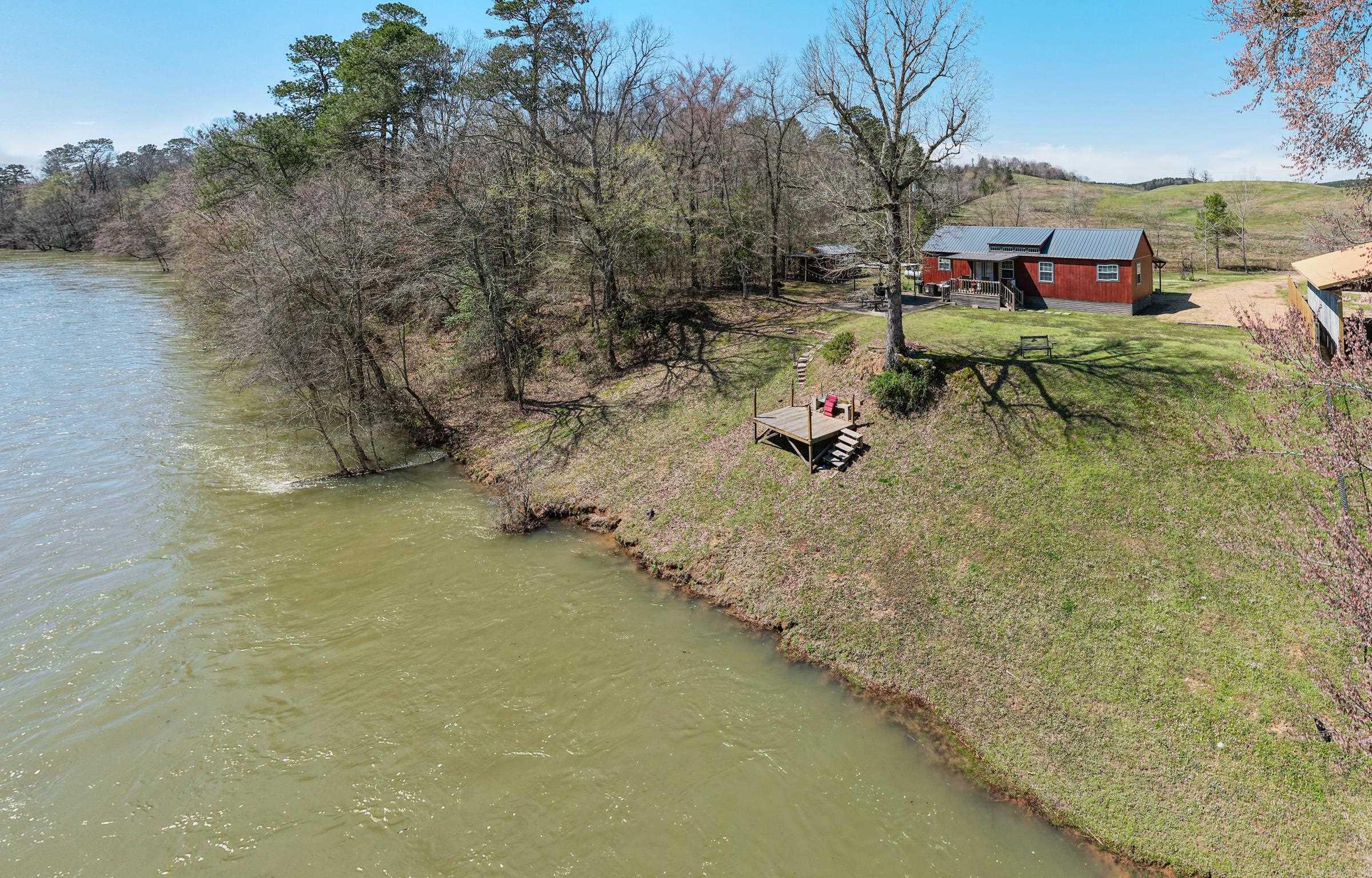 539  Clinton Crossing  Gillham, AR