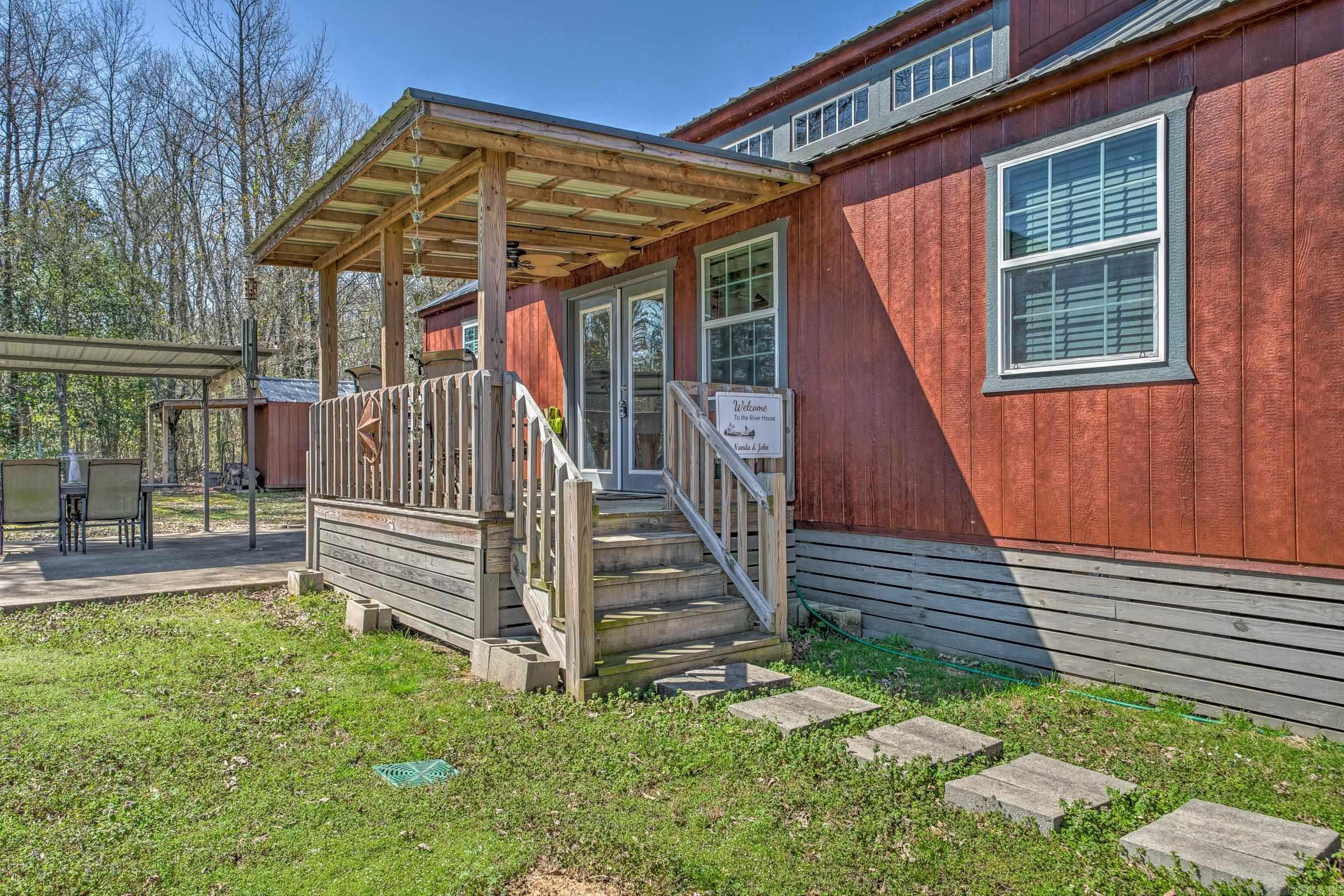 539  Clinton Crossing  Gillham, AR