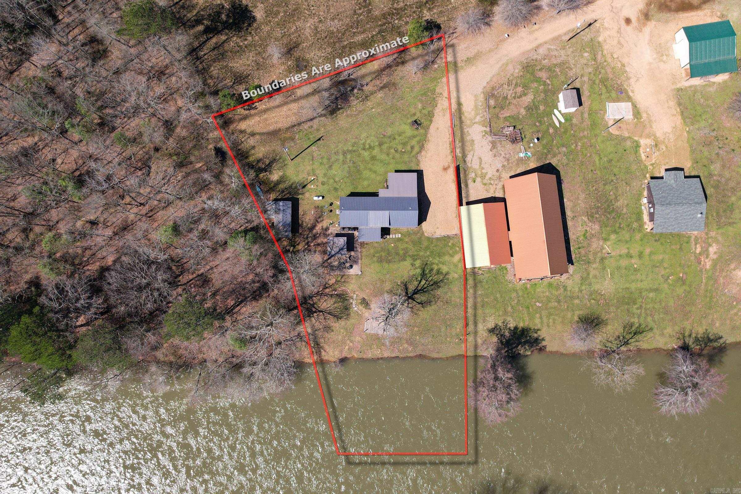 539  Clinton Crossing  Gillham, AR