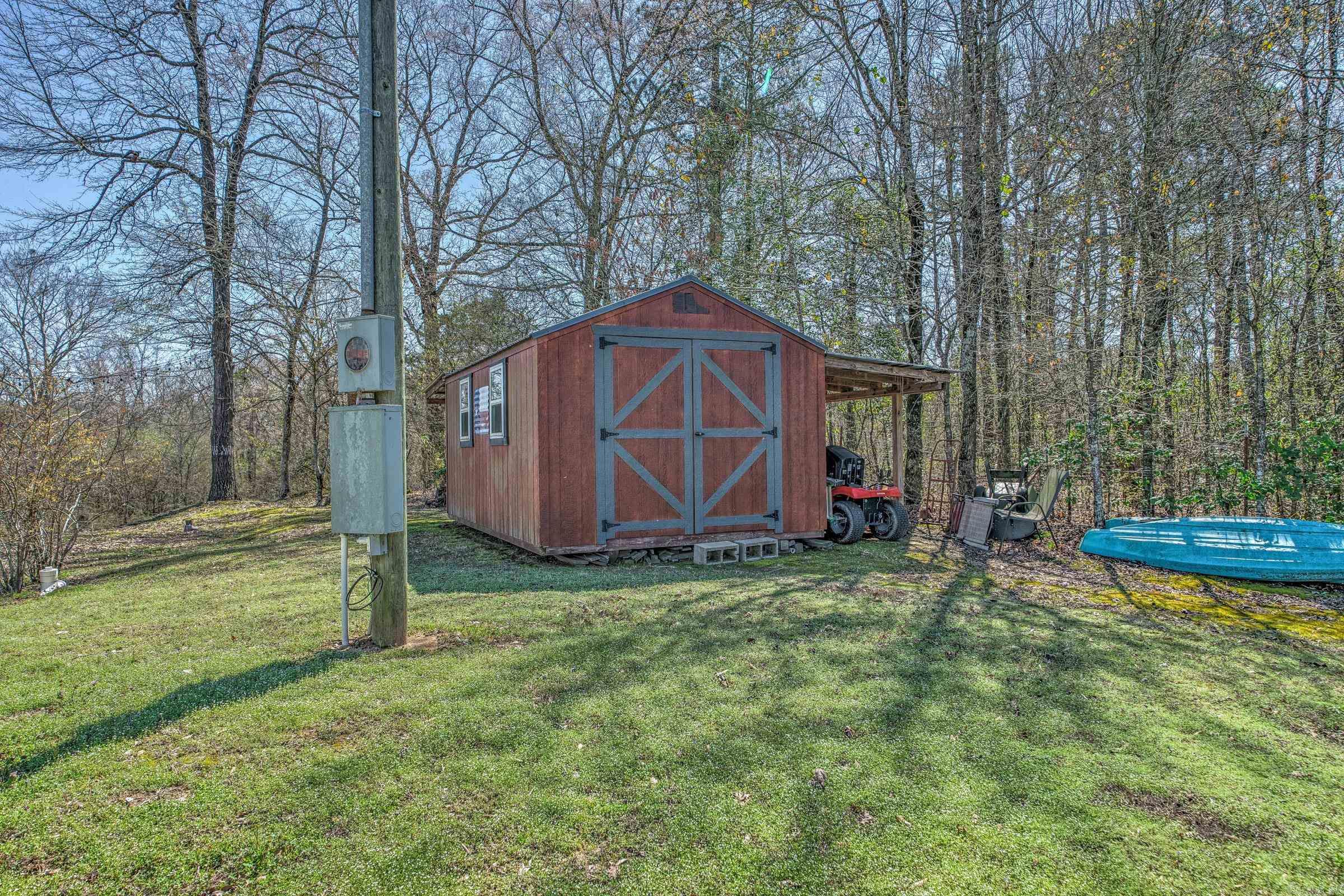 539  Clinton Crossing  Gillham, AR