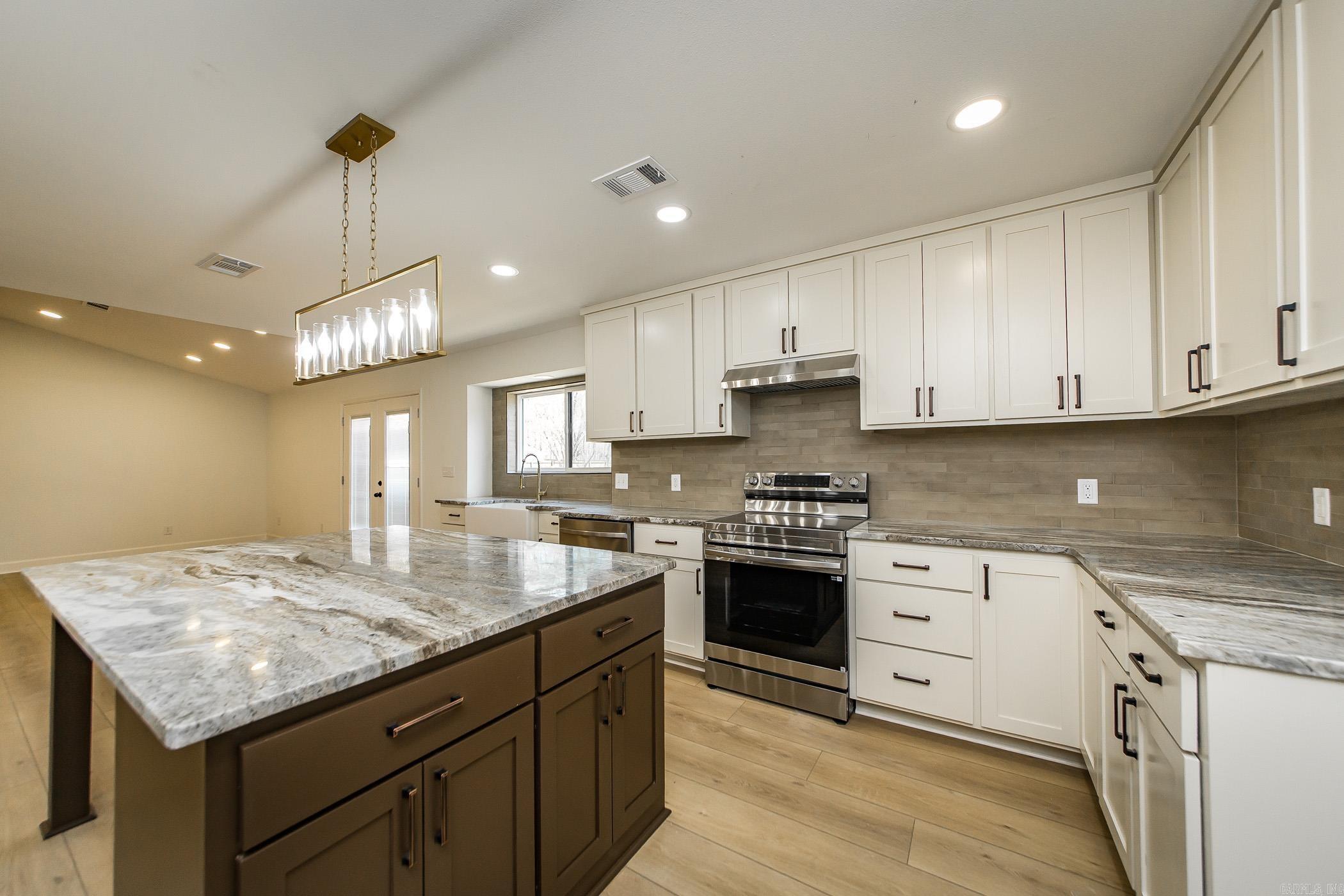 11  Kings Rd  Cabot, AR