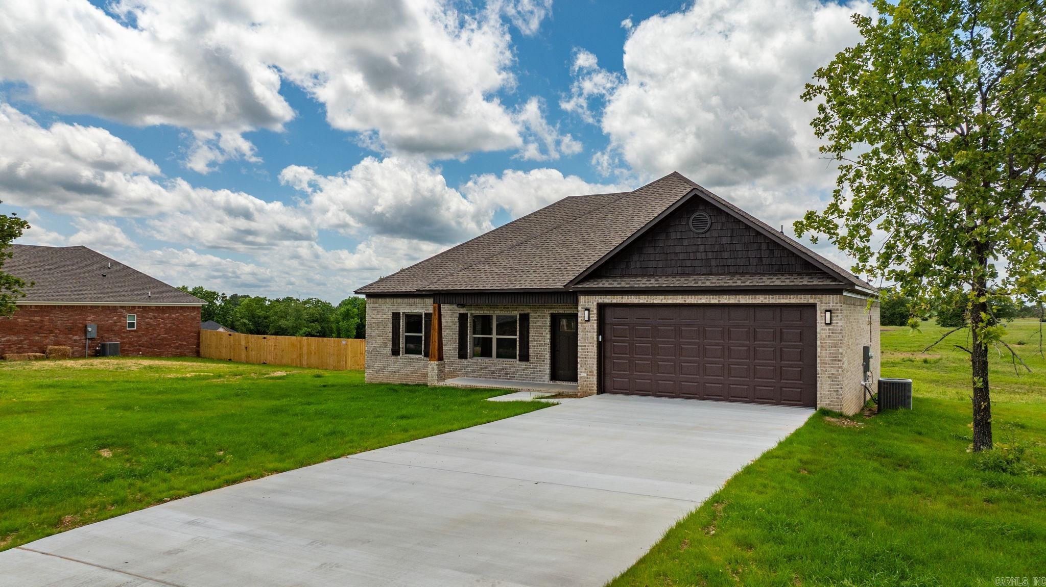 13  High Point Drive  Greenbrier, AR