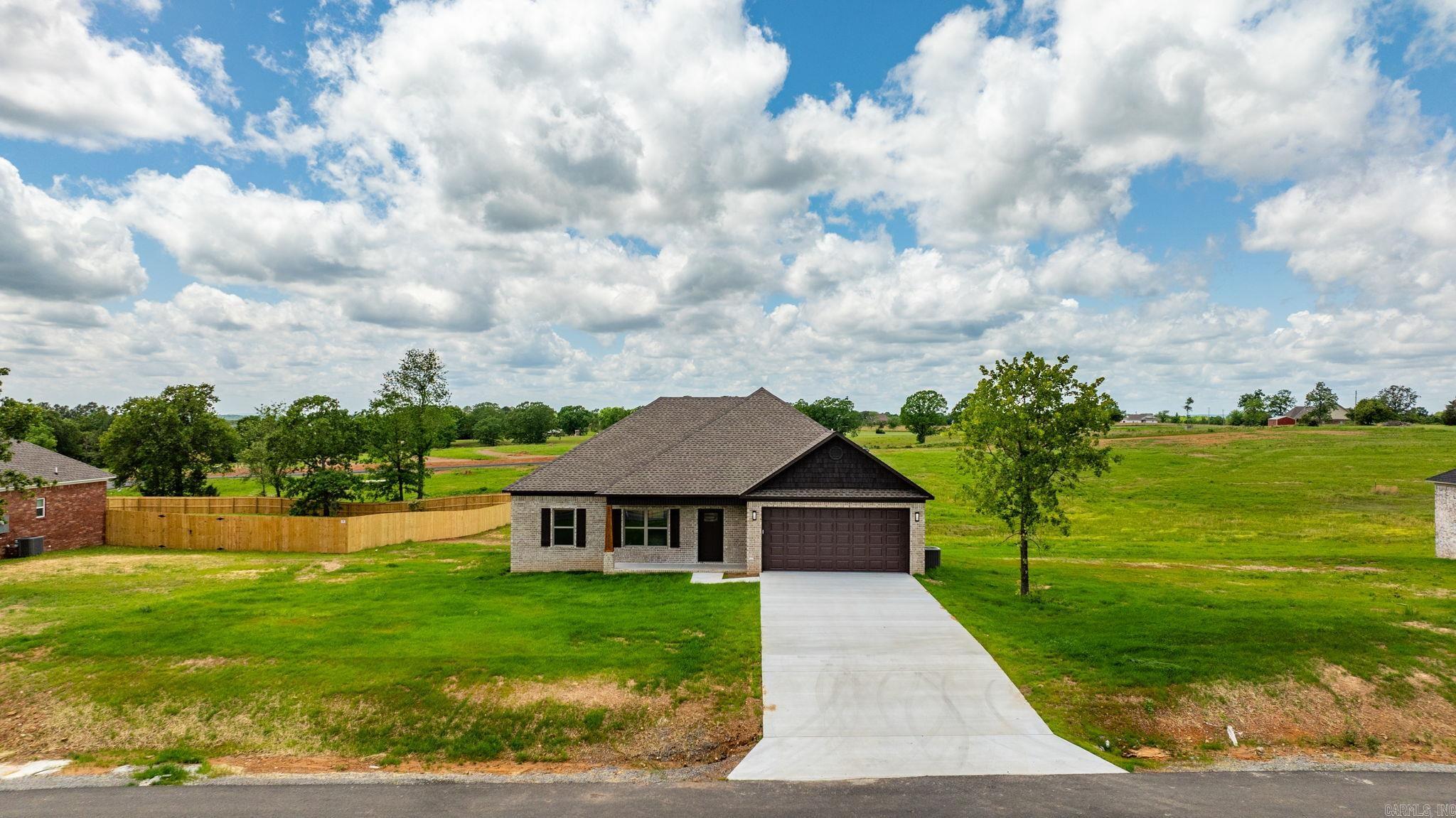 13  High Point Drive  Greenbrier, AR
