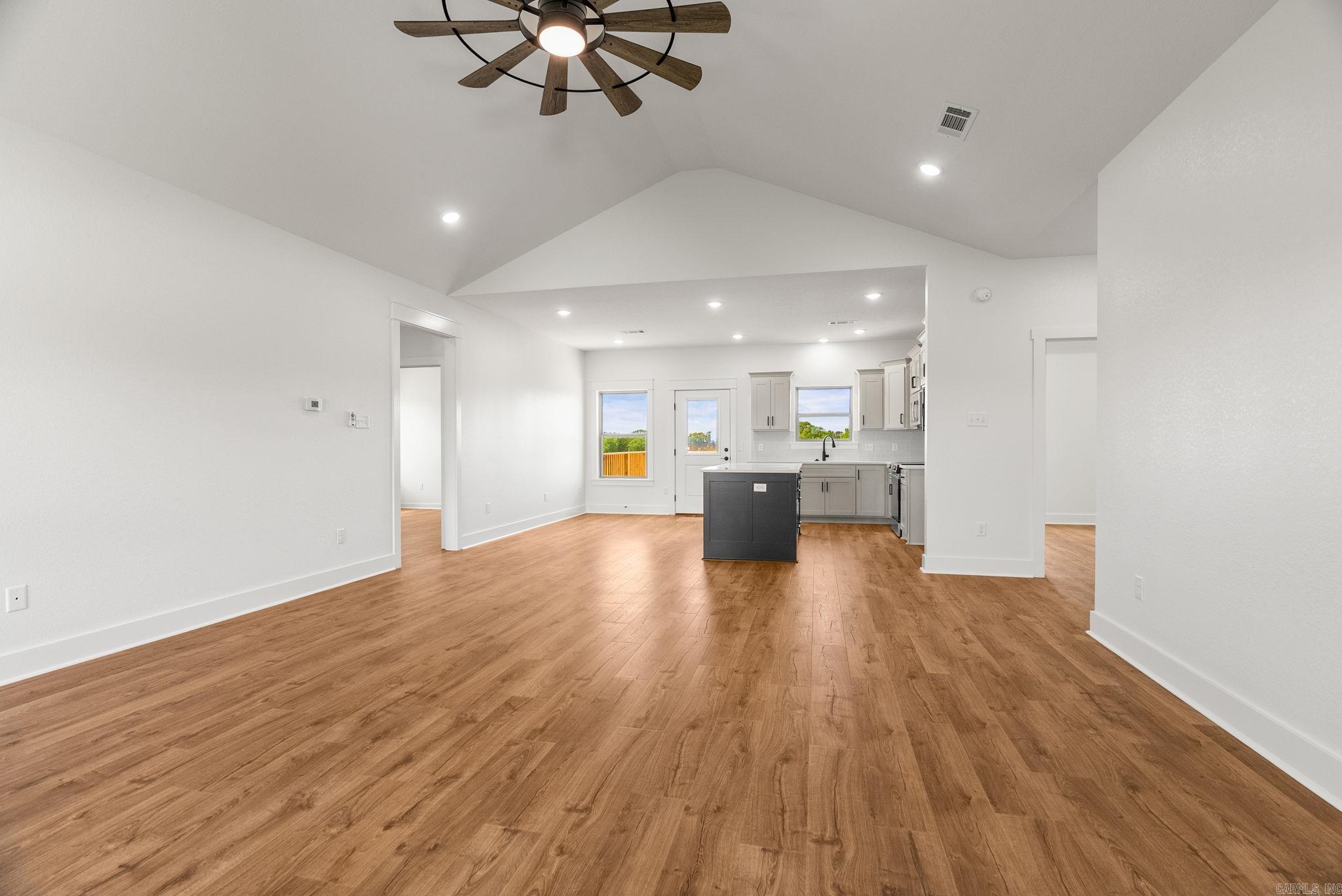 13  High Point Drive  Greenbrier, AR