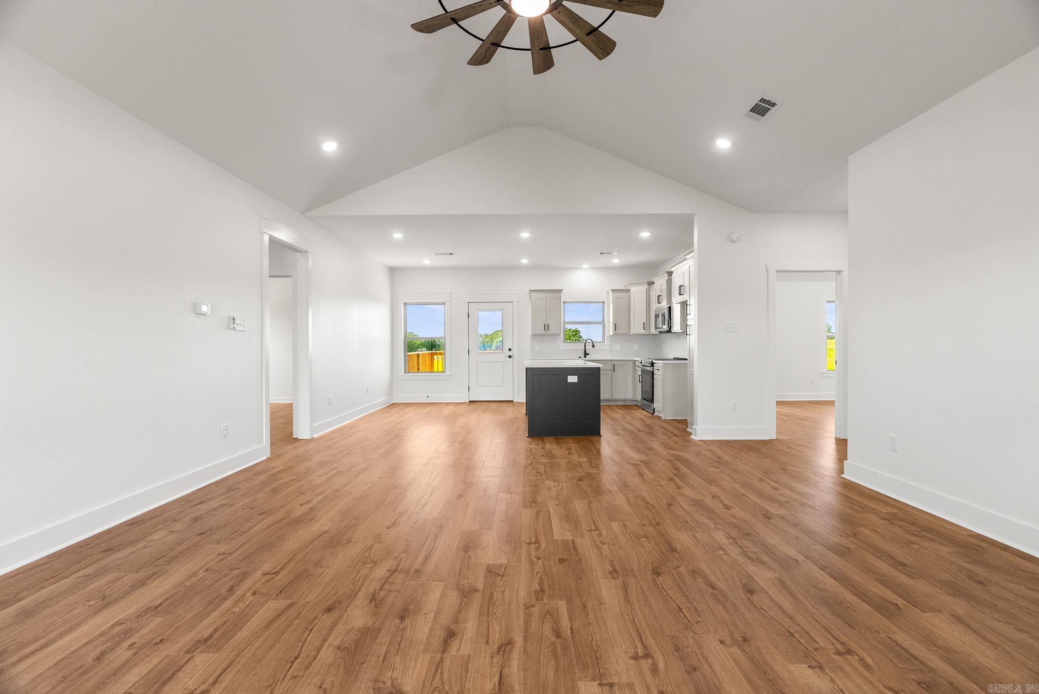13  High Point Drive  Greenbrier, AR