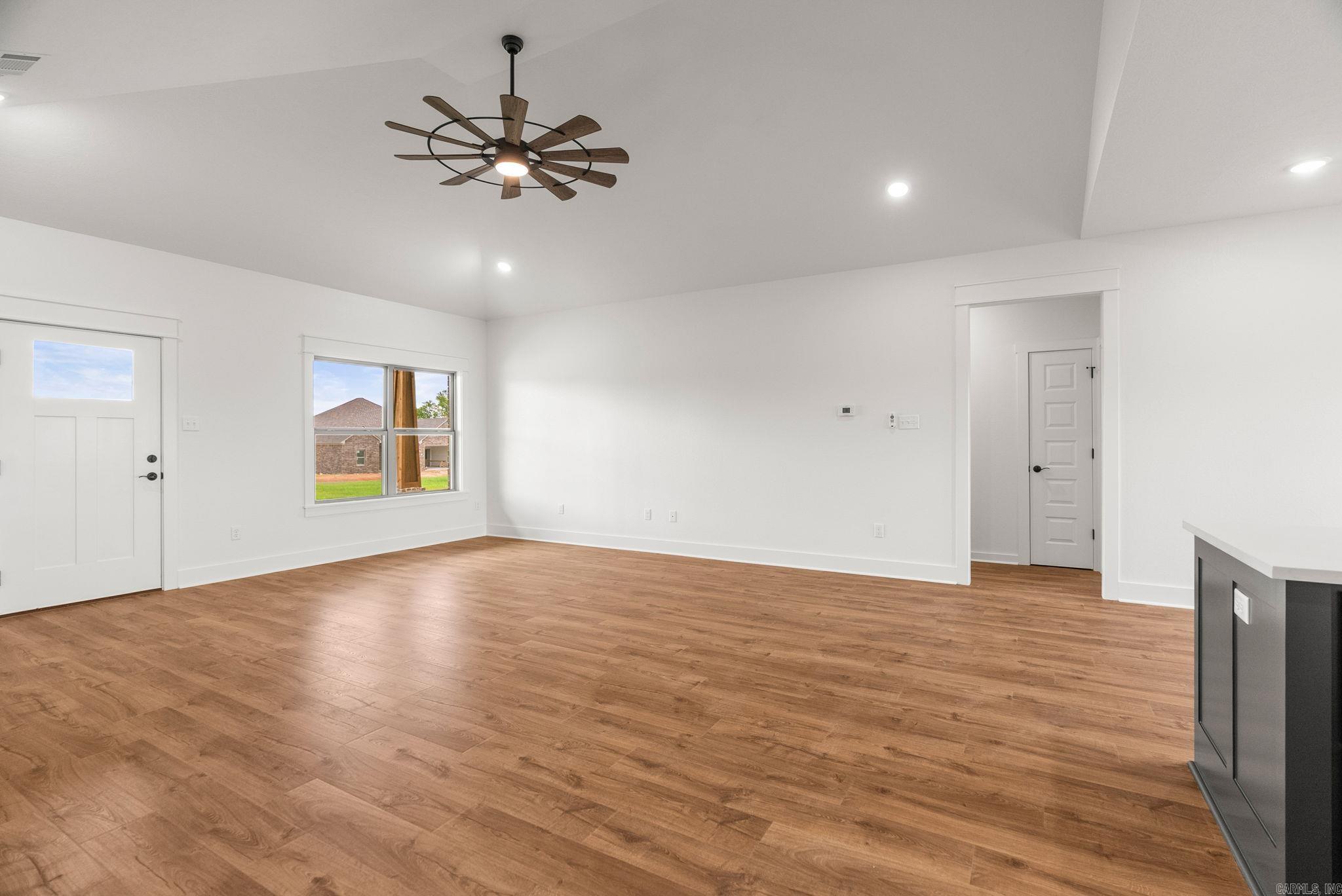 13  High Point Drive  Greenbrier, AR