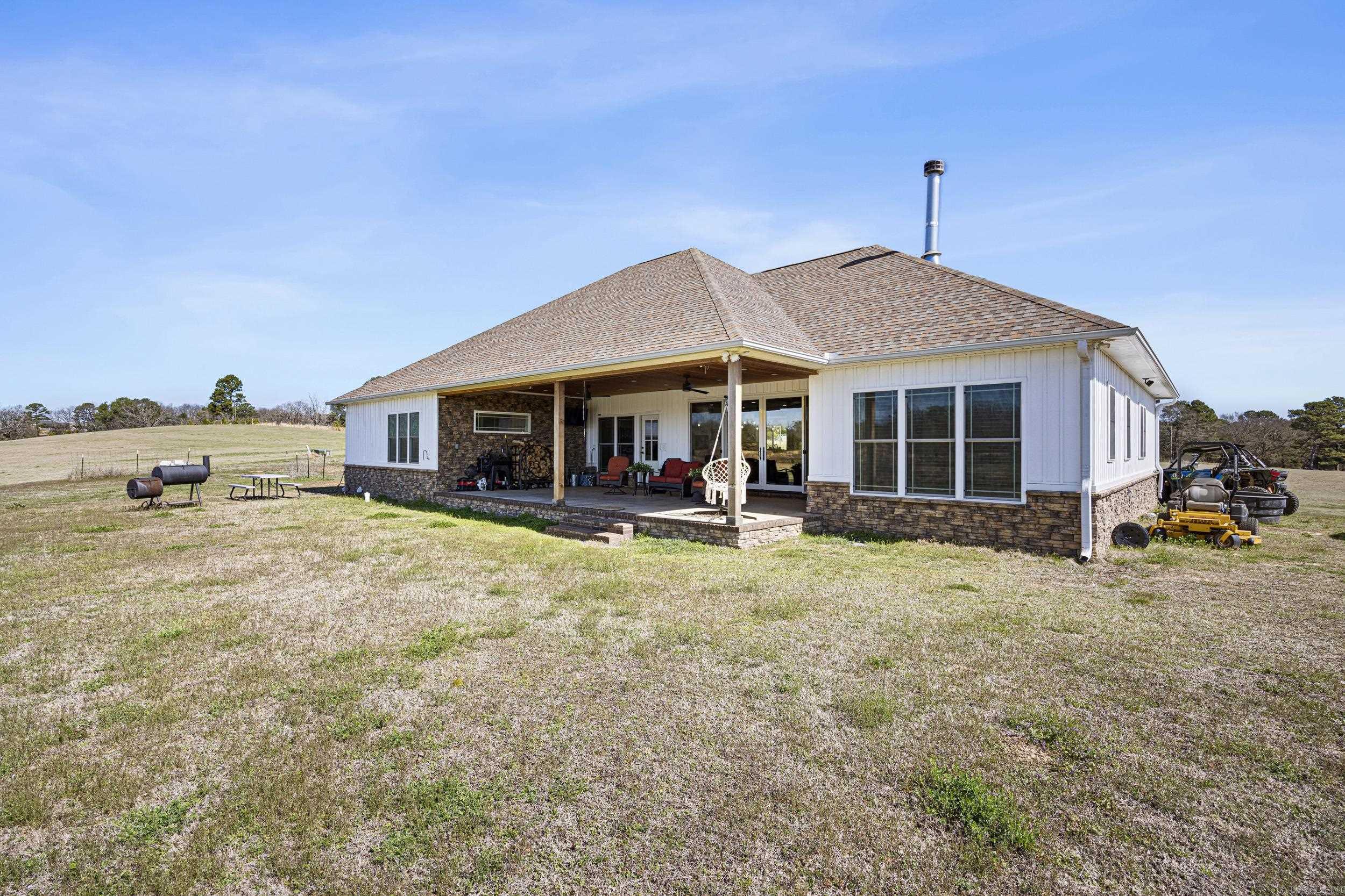 4503  Dogwood  Ozark, AR