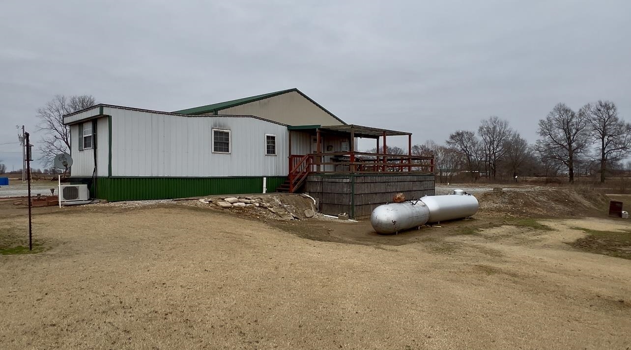 1384/1386  County Road 131  Corning, AR