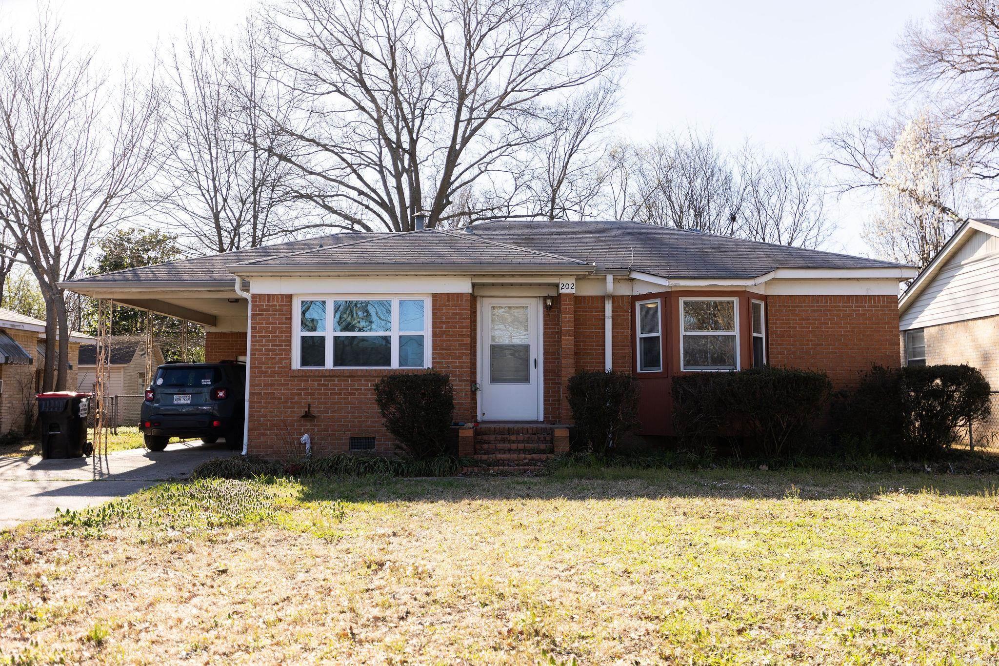 202  Crouch  Benton, AR