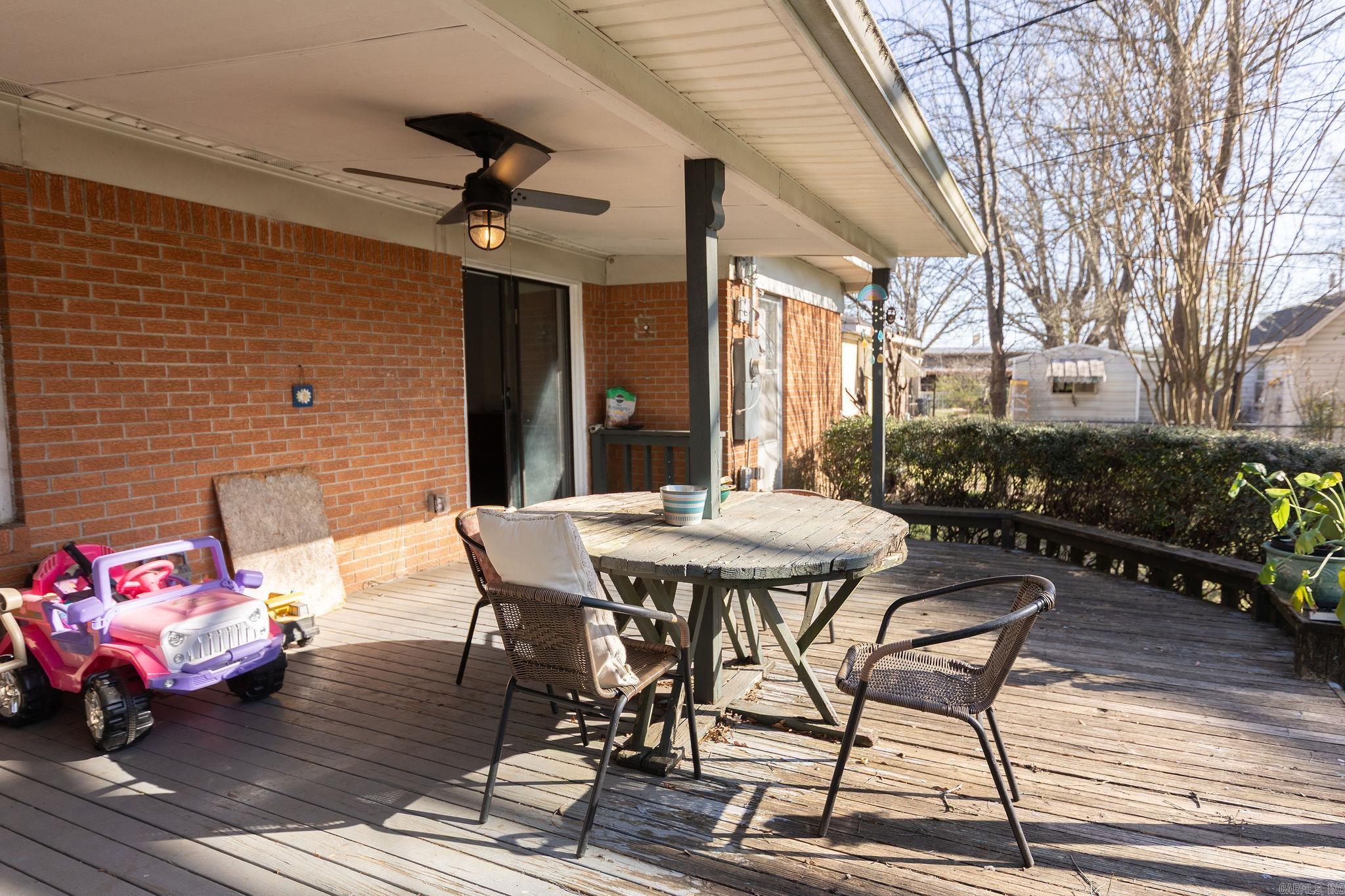 202  Crouch  Benton, AR