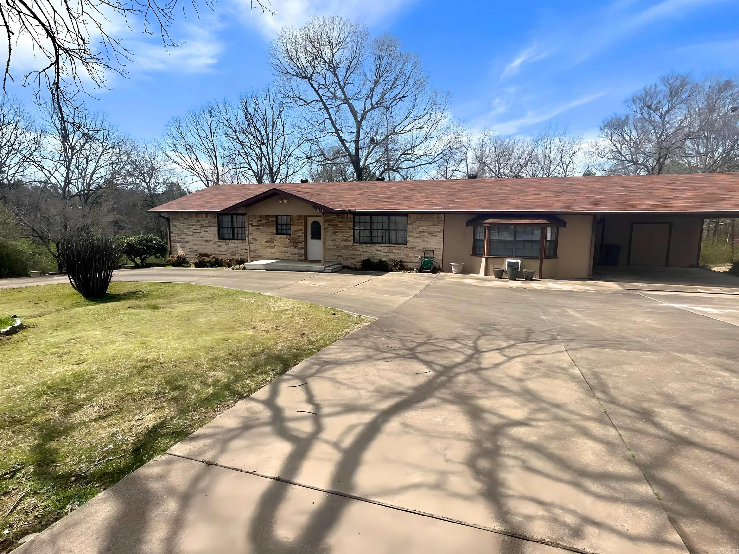 2203  Cordie Dr.  Mena, AR