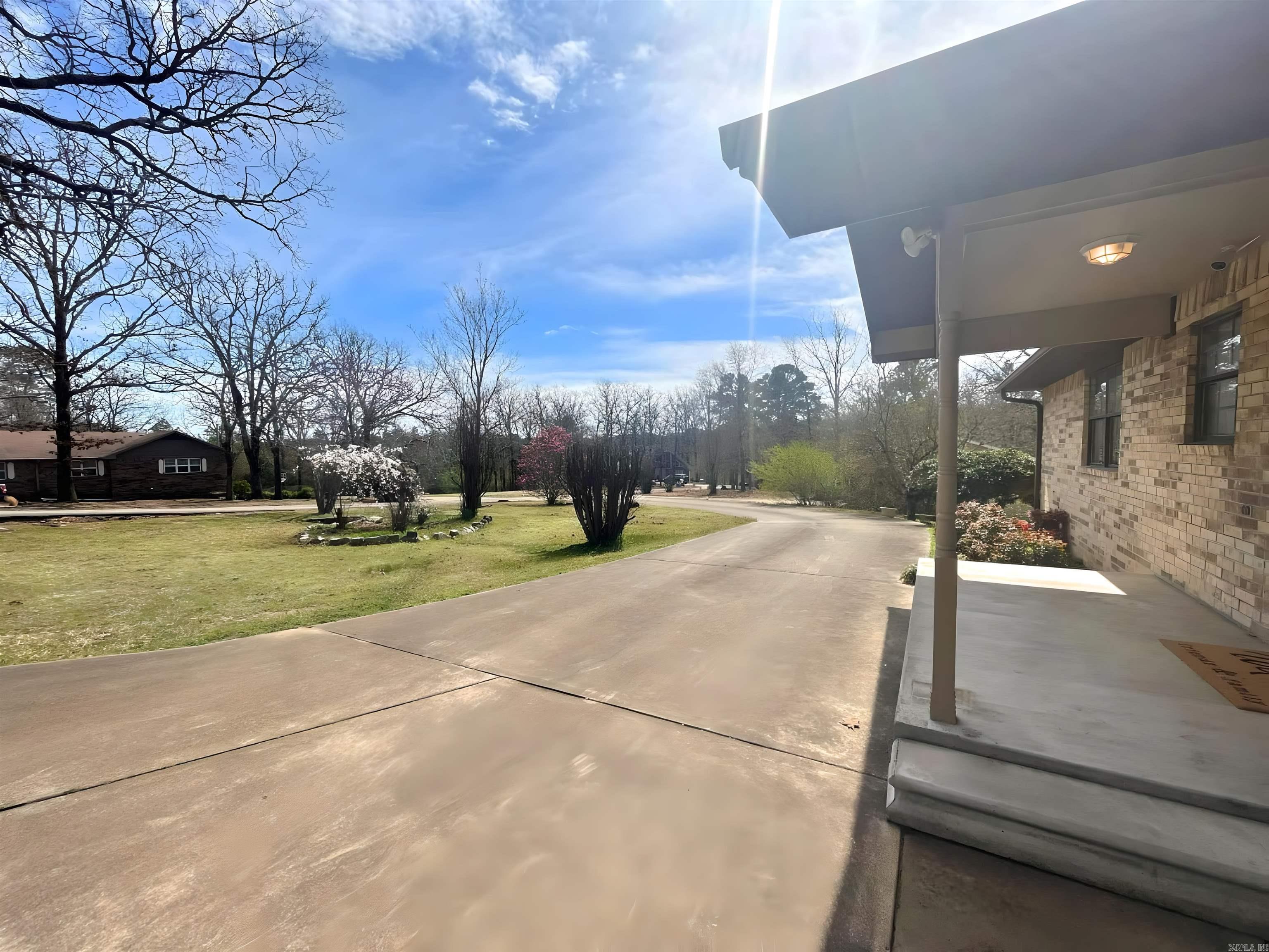 2203  Cordie Dr.  Mena, AR