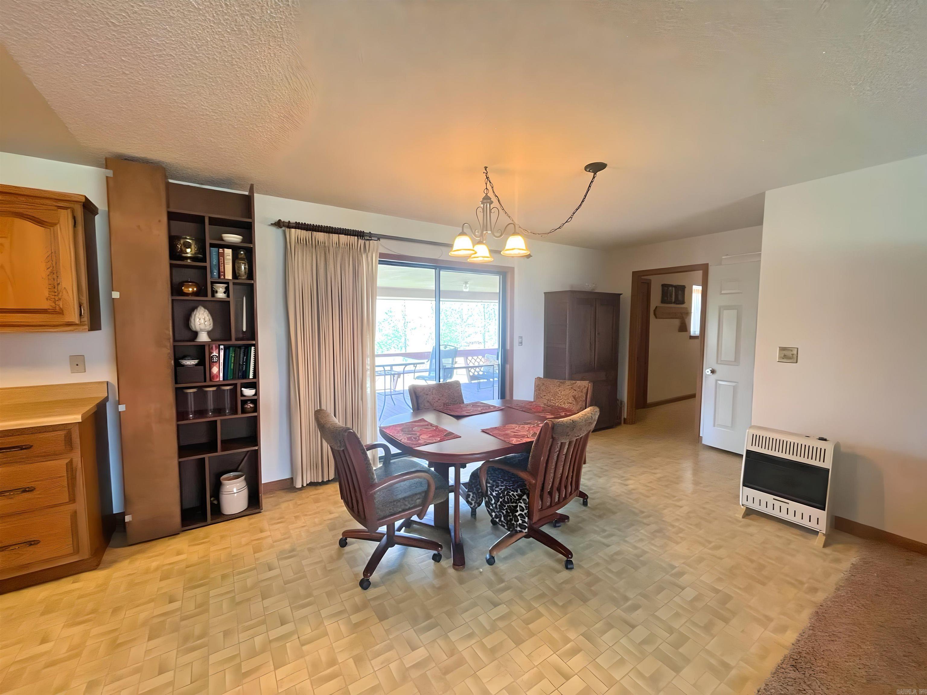 2203  Cordie Dr.  Mena, AR