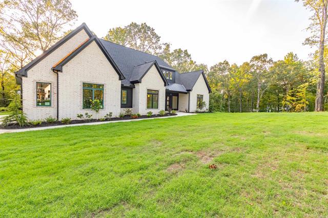6047  Charley Place  Benton, AR