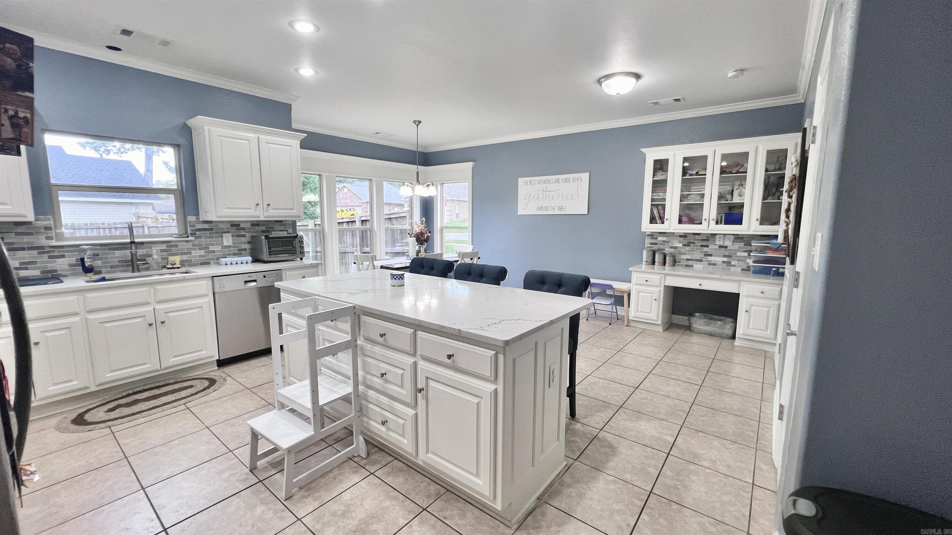 128  Silver springs  Haskell, AR
