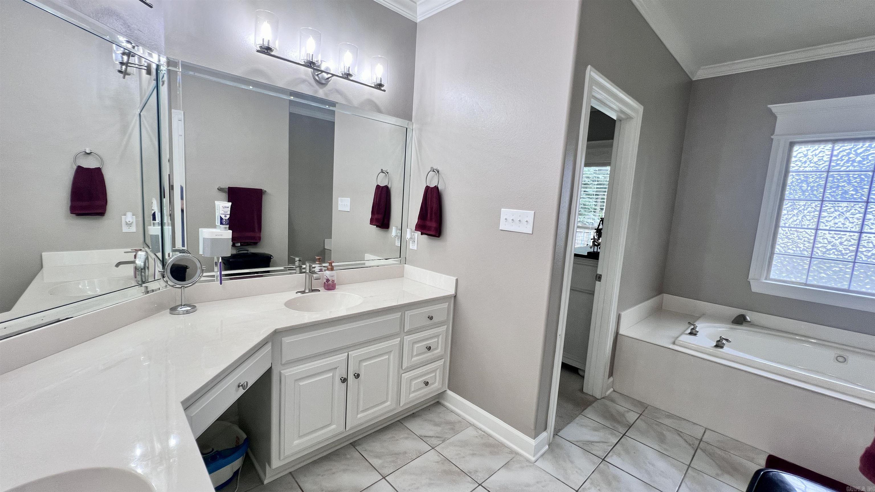 128  Silver springs  Haskell, AR
