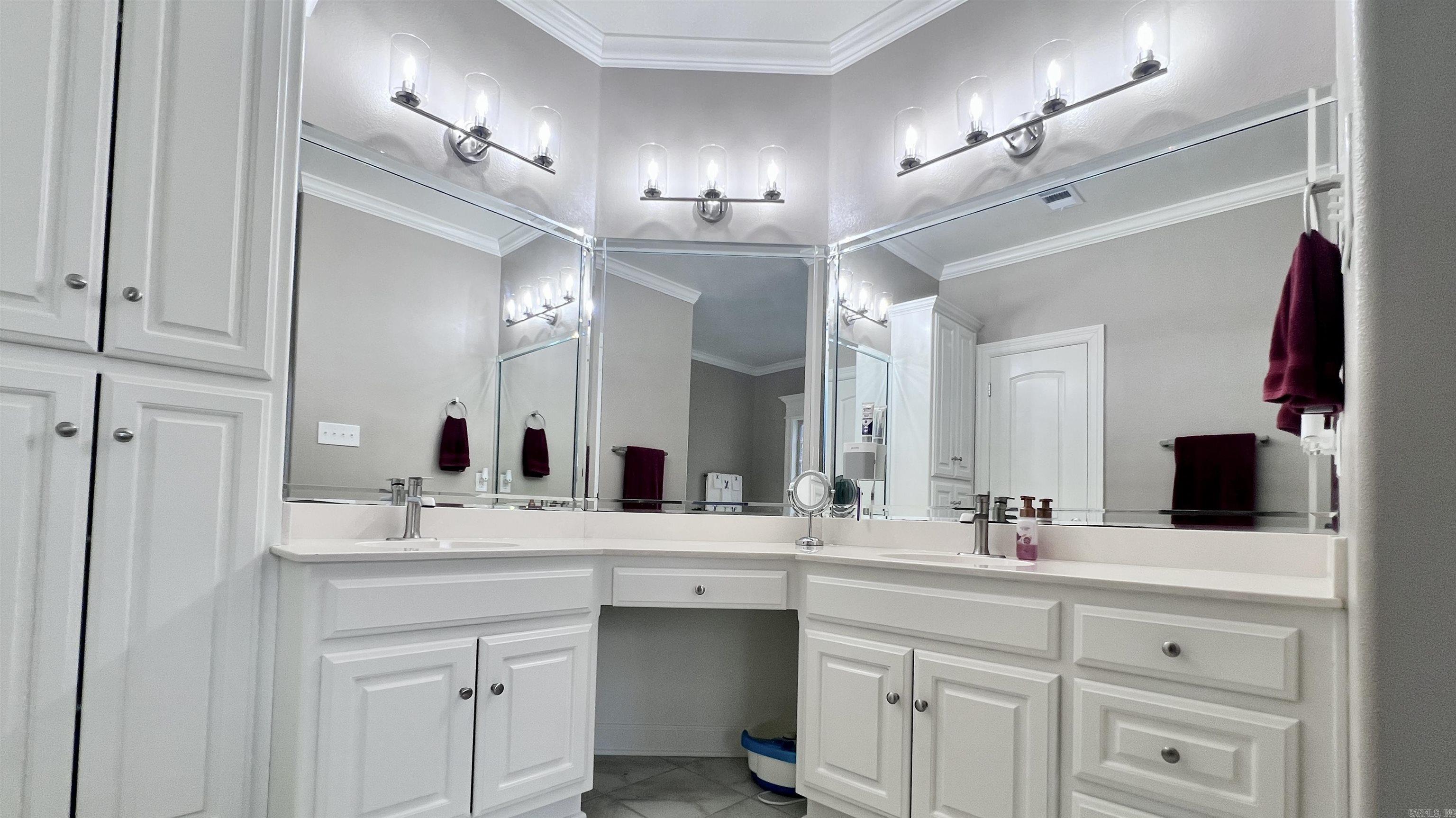128  Silver springs  Haskell, AR