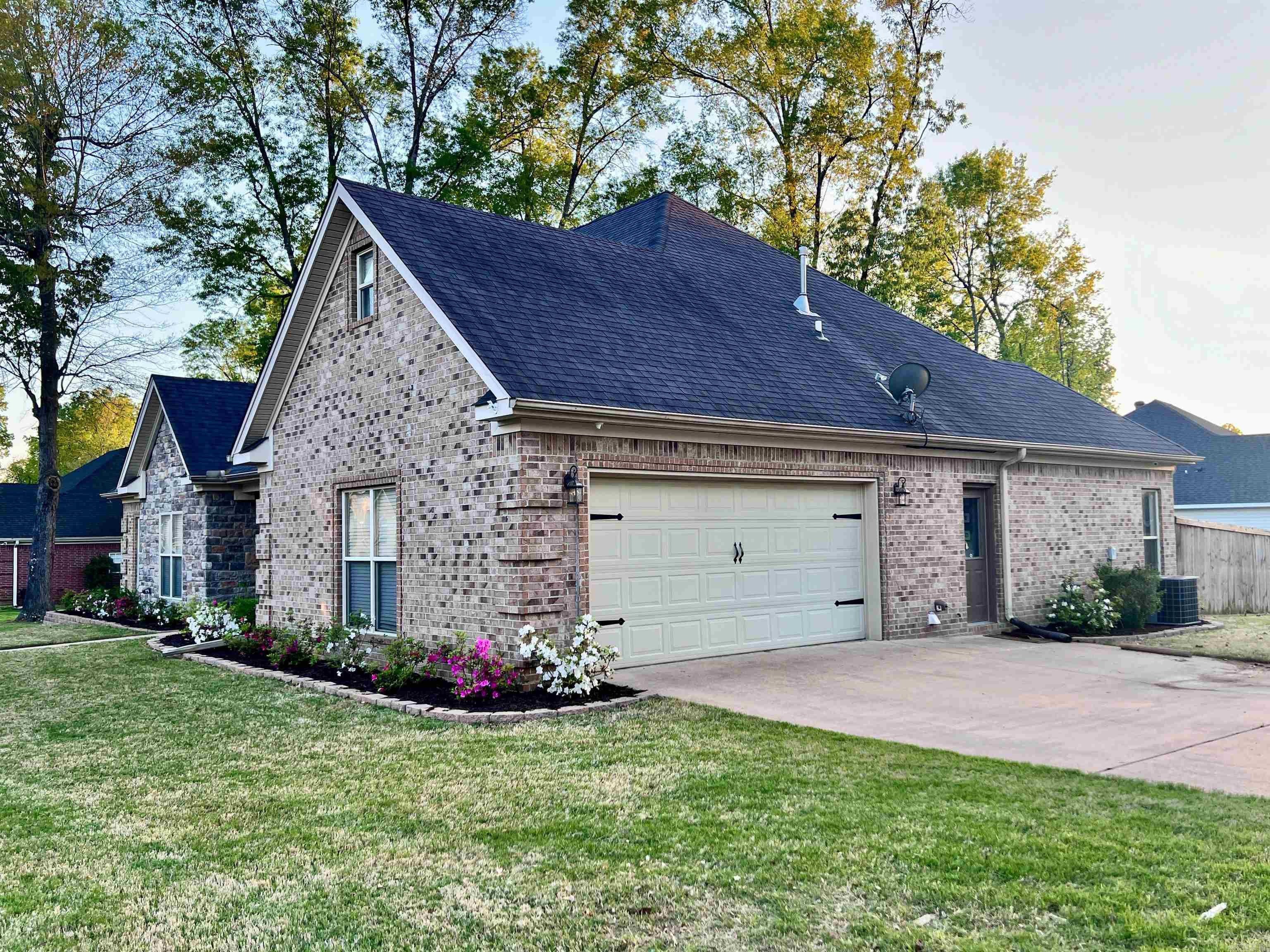 128  Silver springs  Haskell, AR