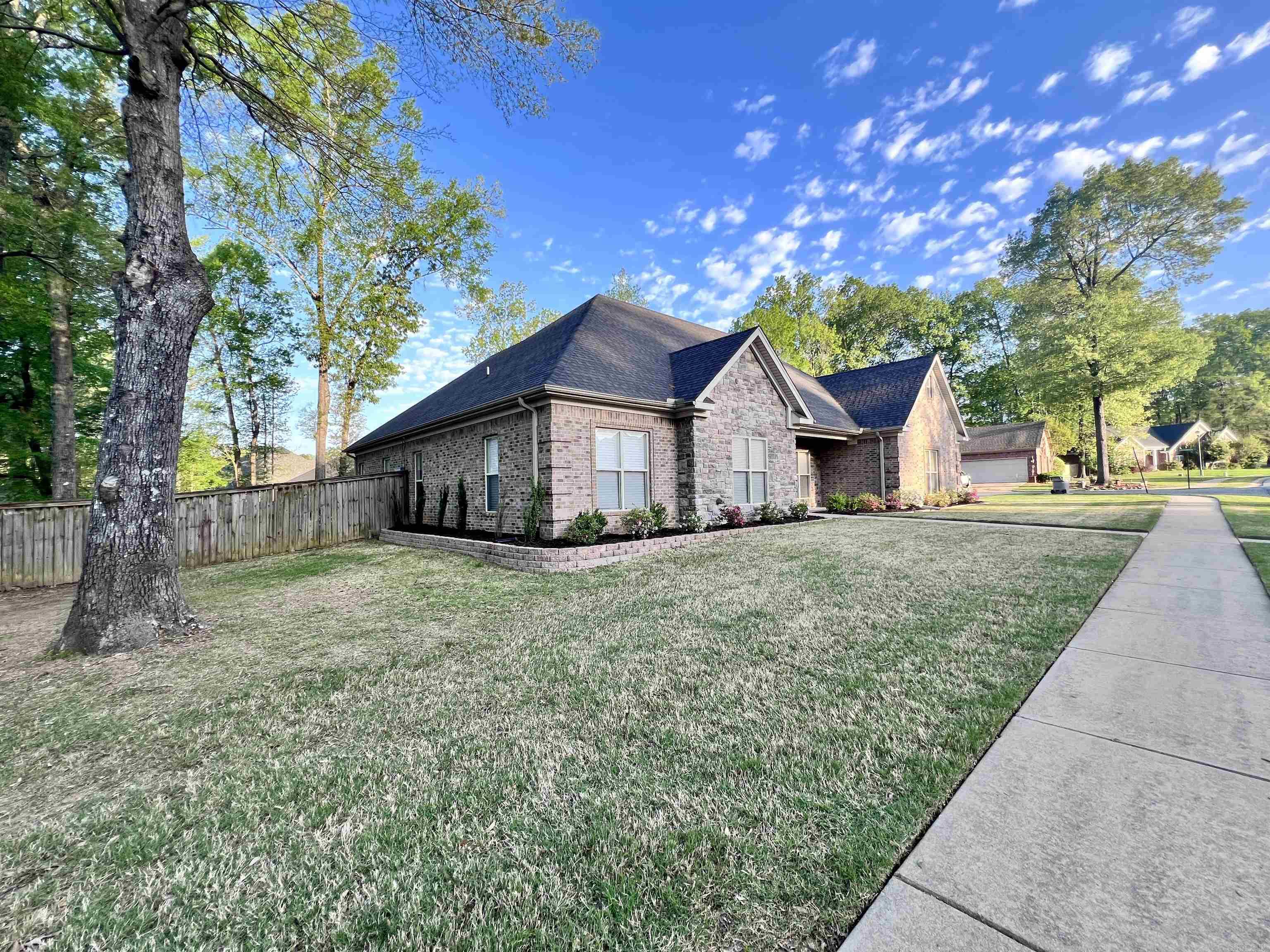 128  Silver springs  Haskell, AR