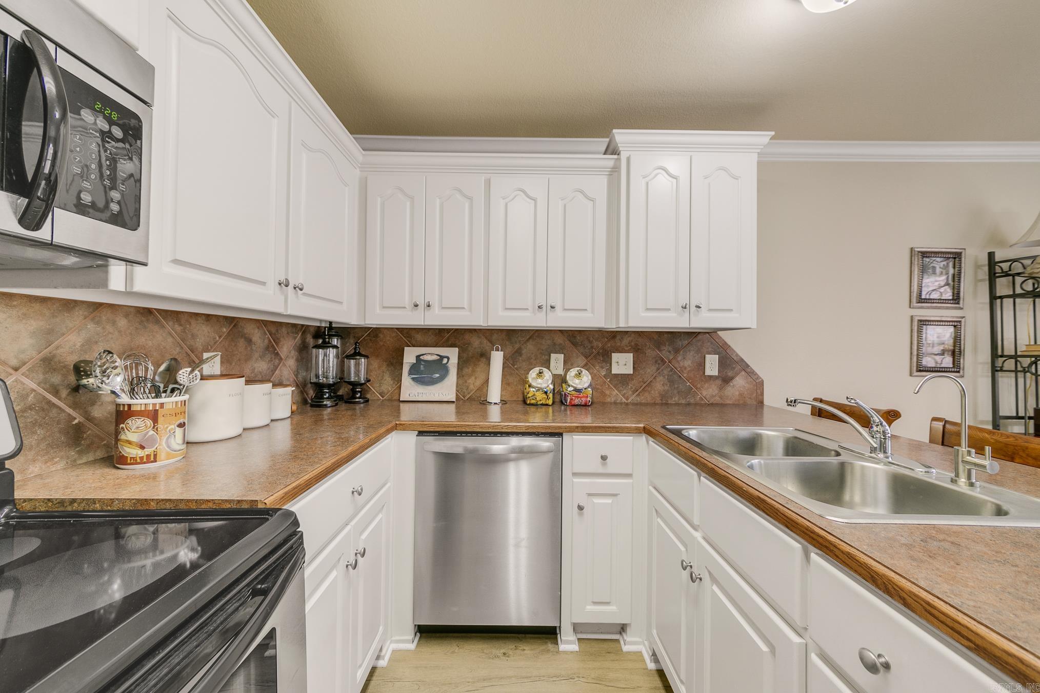 1713  Pioneer  Cabot, AR