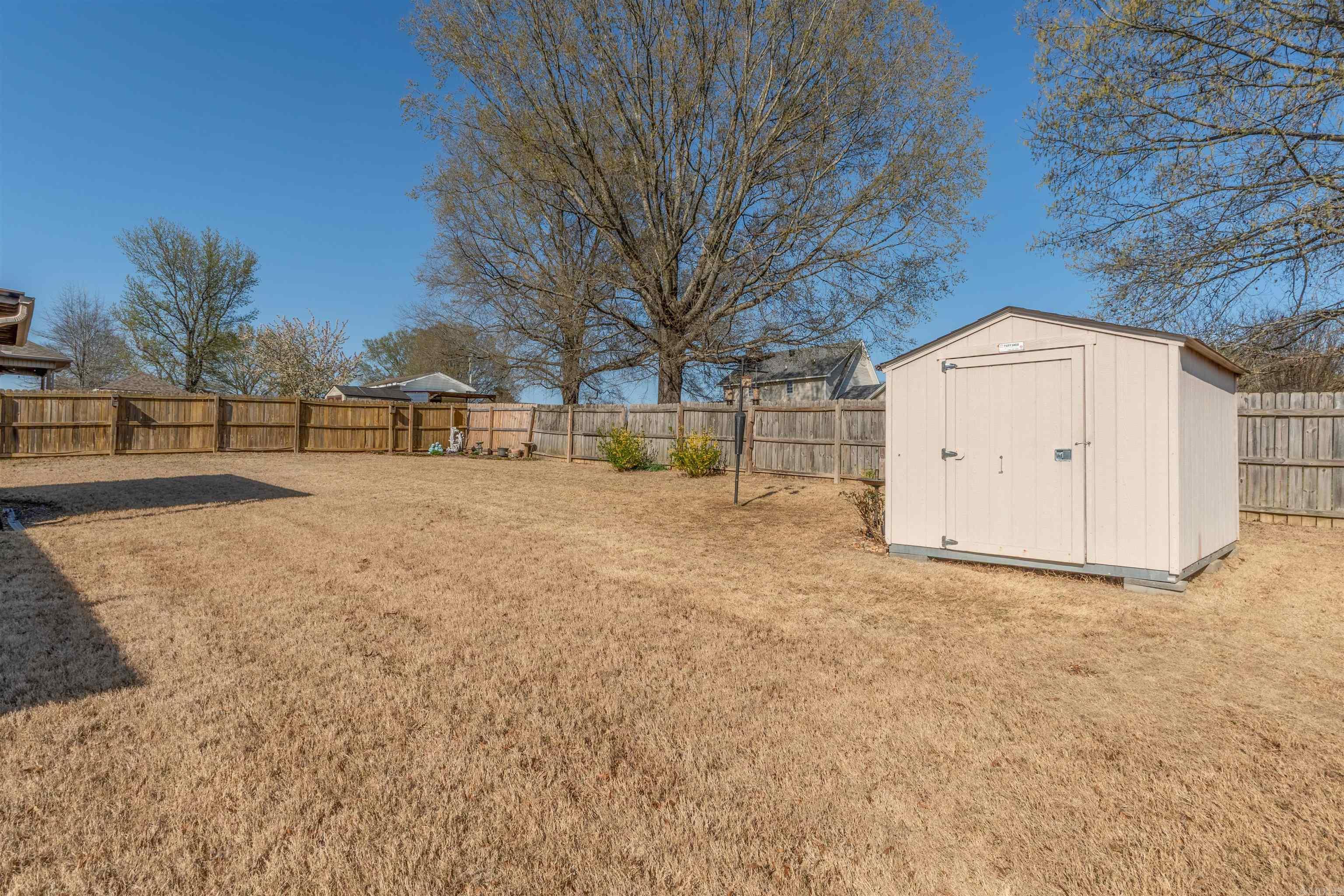 1713  Pioneer  Cabot, AR