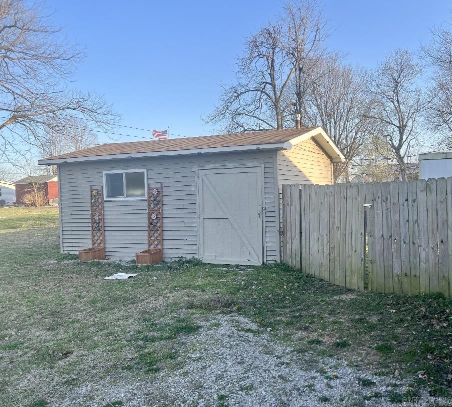 208 N 4Th St  Marmaduke, AR